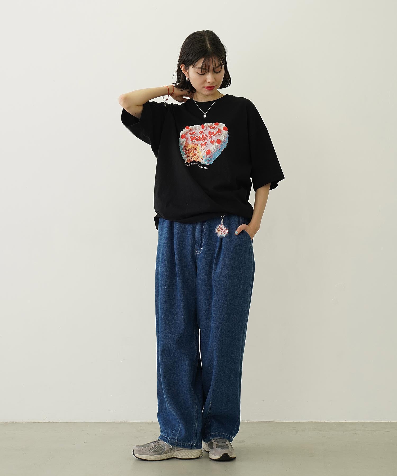 ANNIVERSARY CAKE WIDE S/S TEE