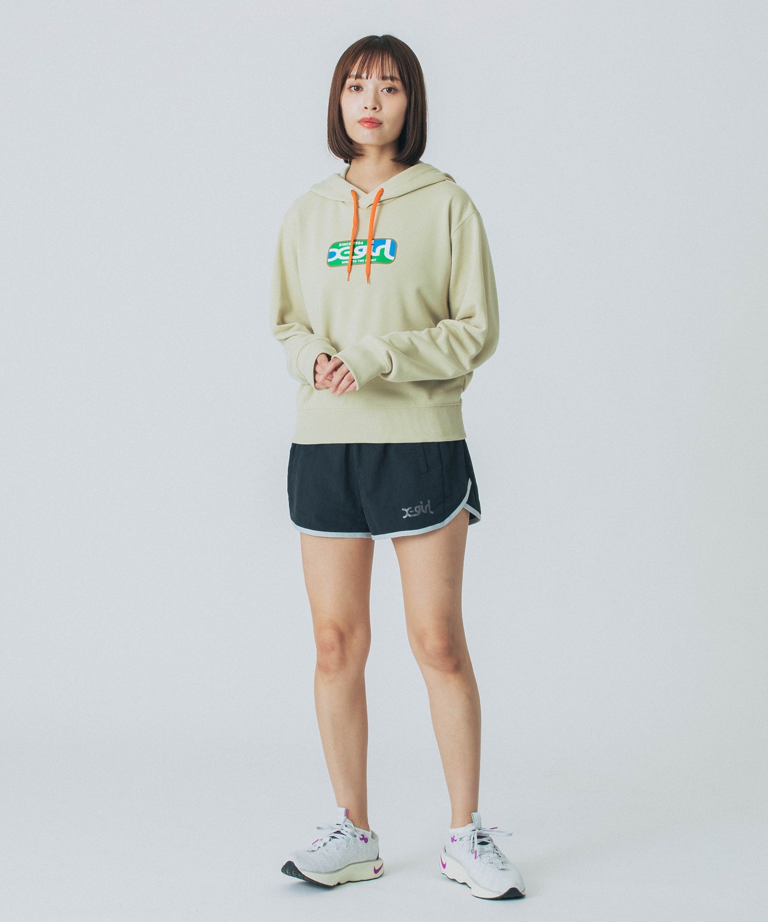 SHORT HOODIE SWEATSHIRT