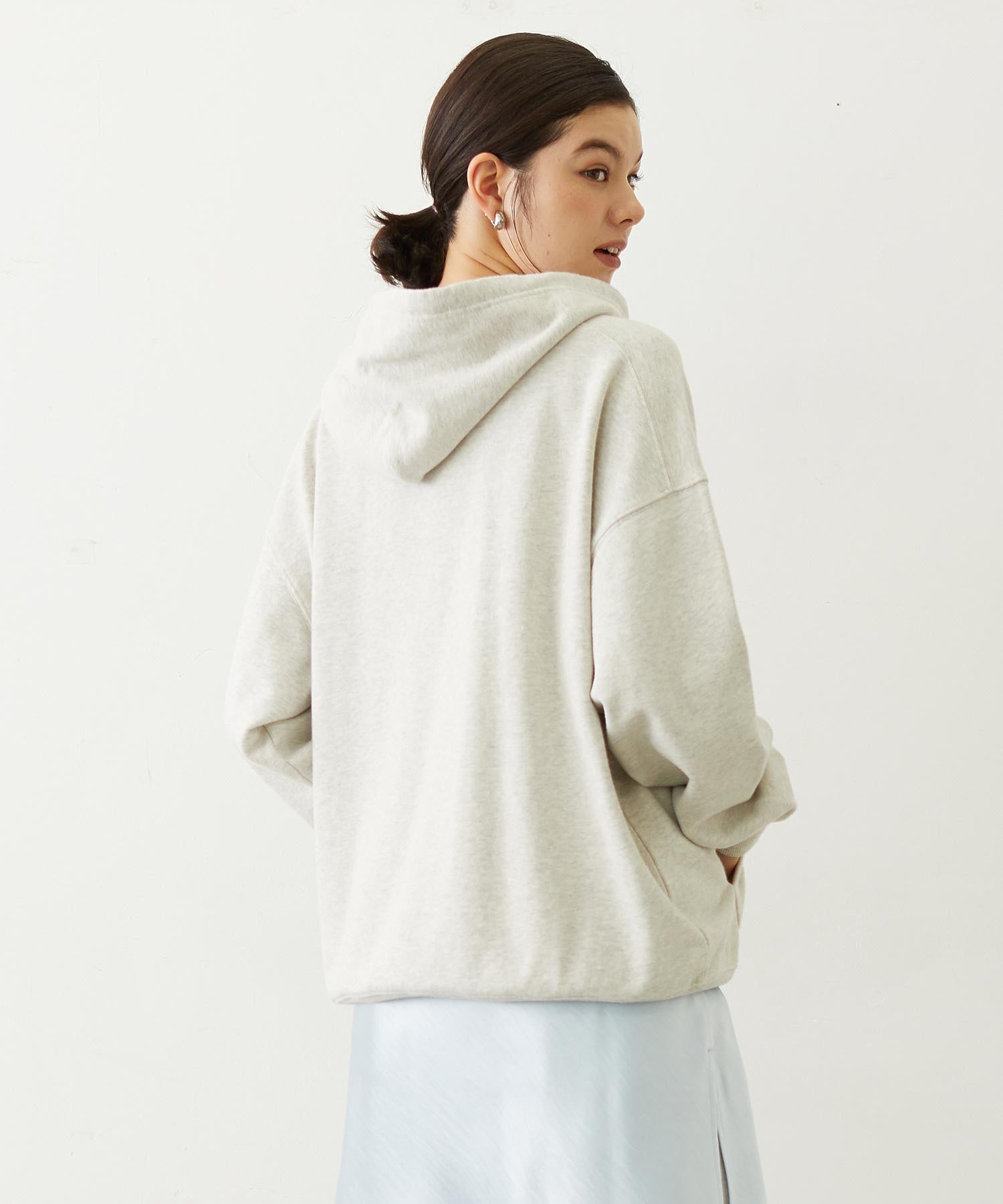 STITCHED LOGO SWEAT HOODIE