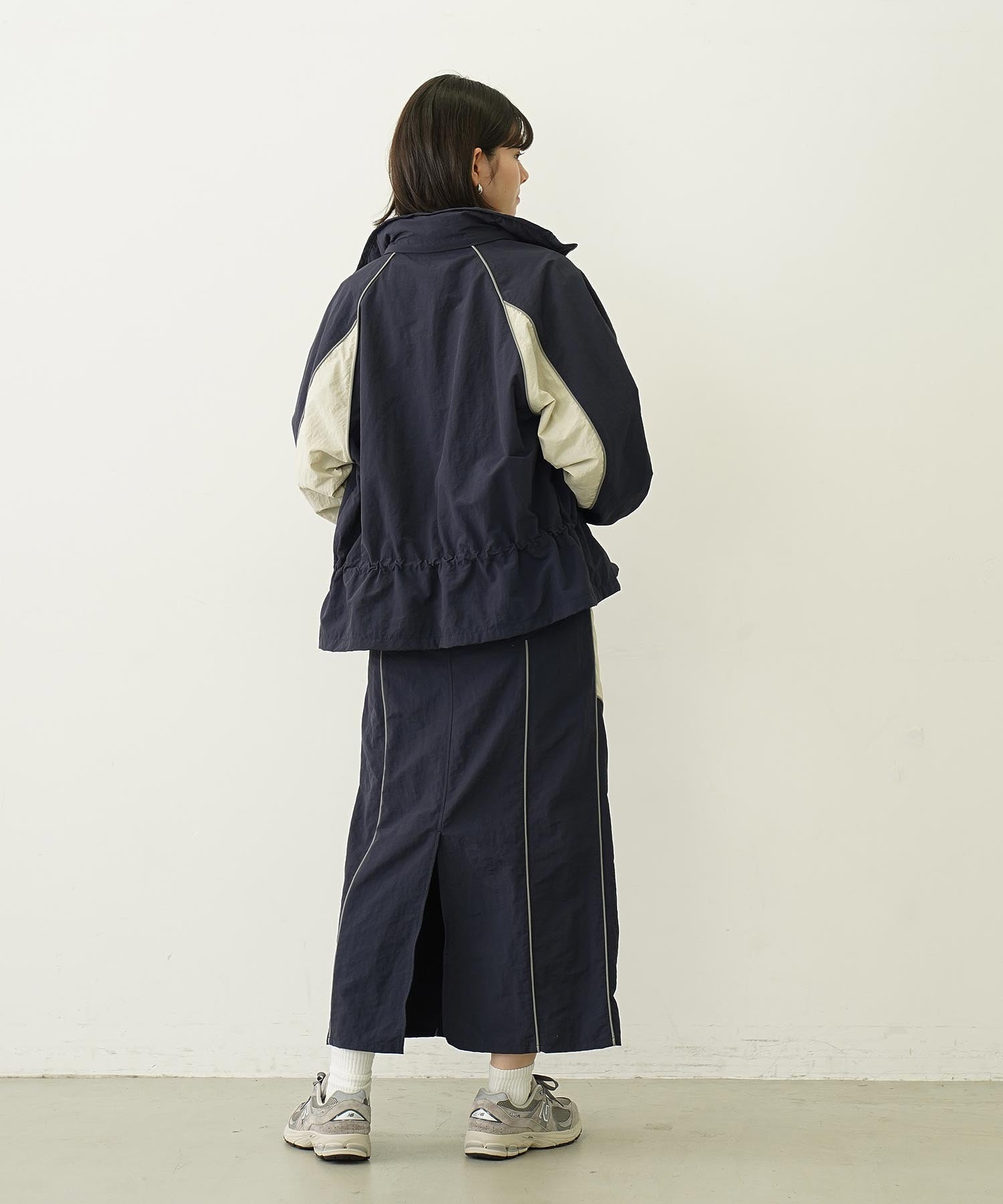 LINE PIPING JACKET