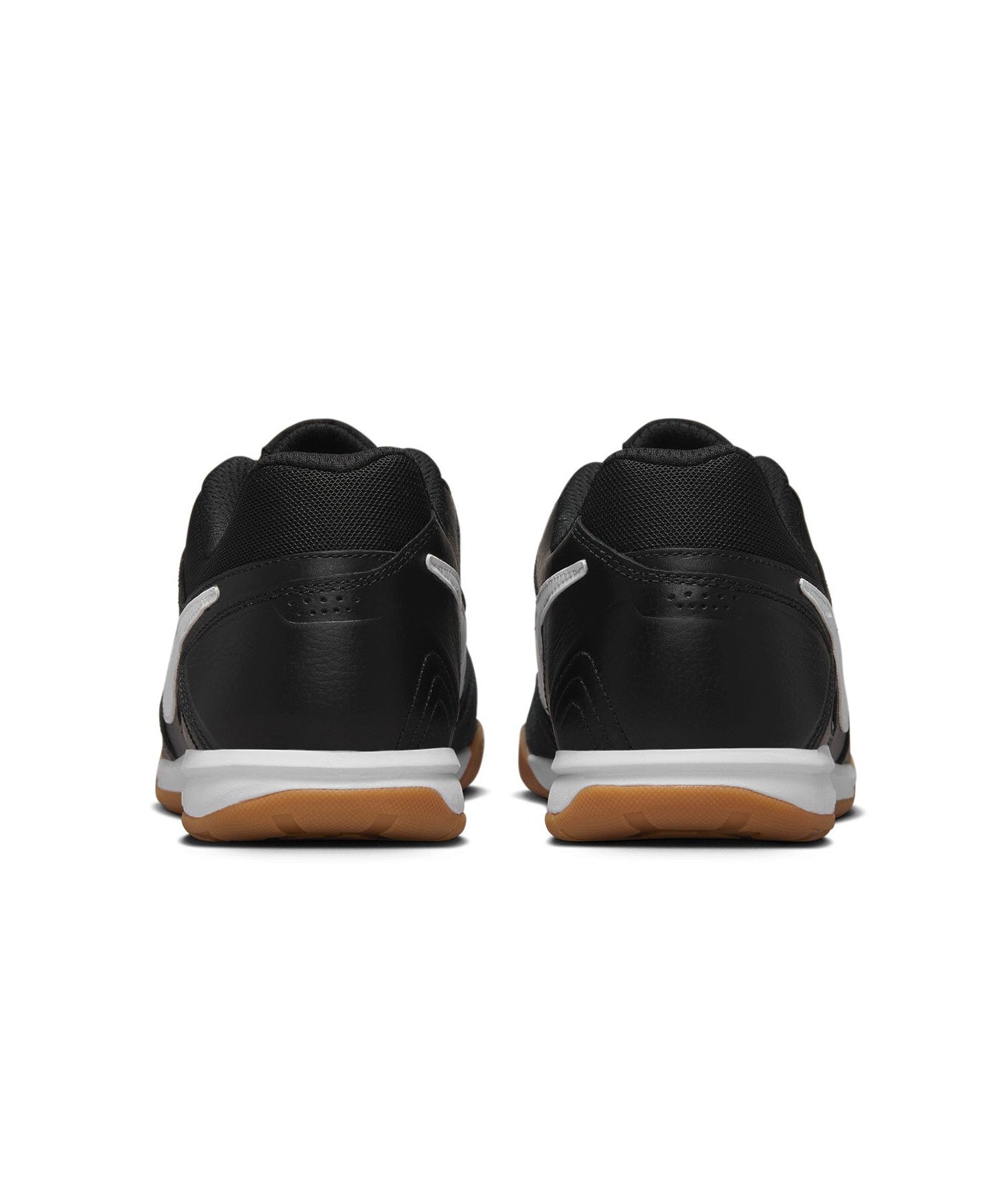 NIKE/GATO