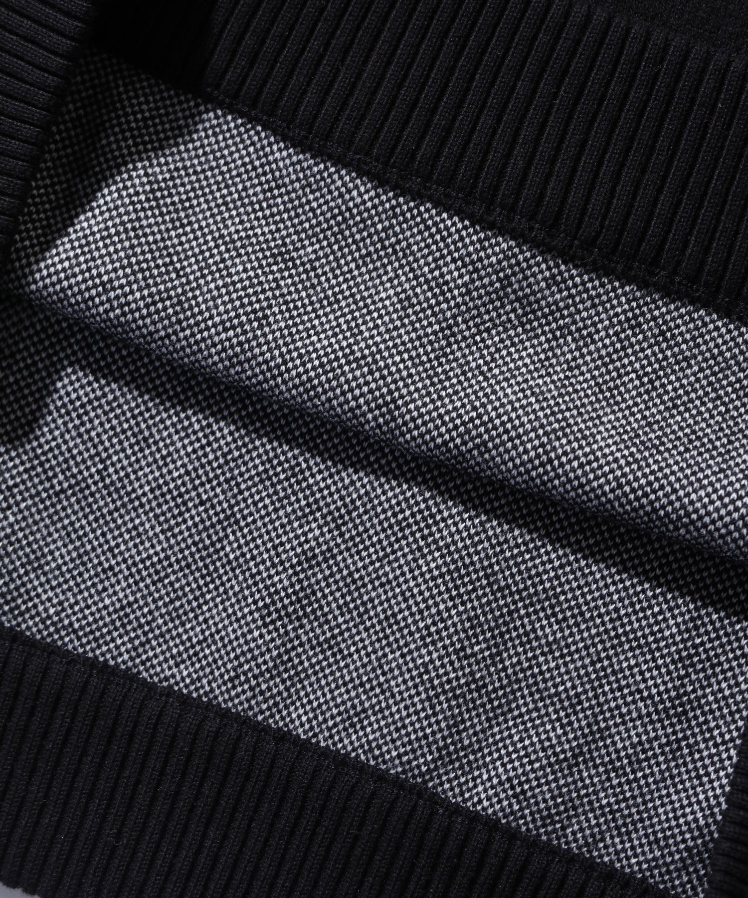 OG CREWNECK KNIT