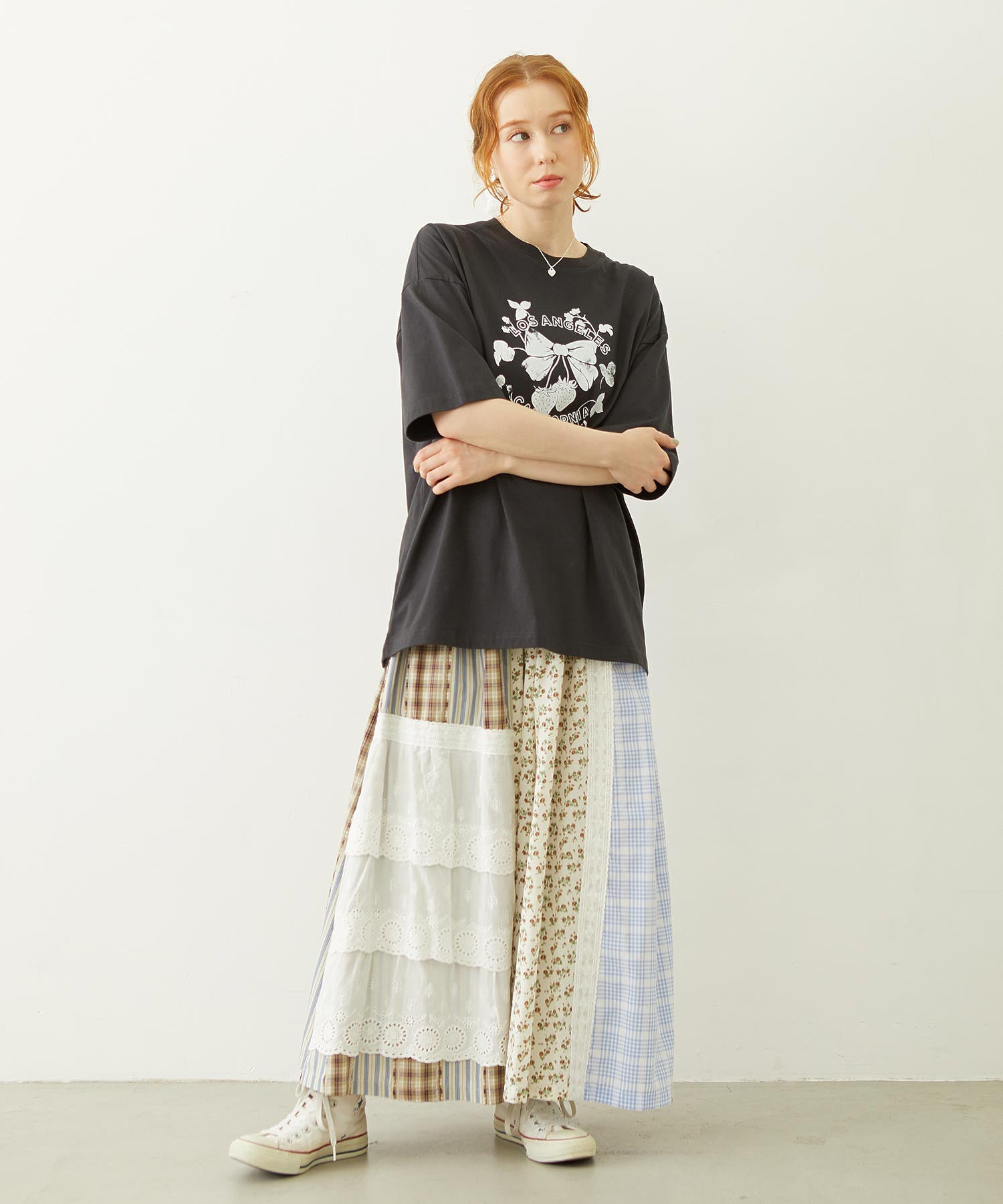 WATERCOLOR STRAWBERRY WIDE S/S TEE