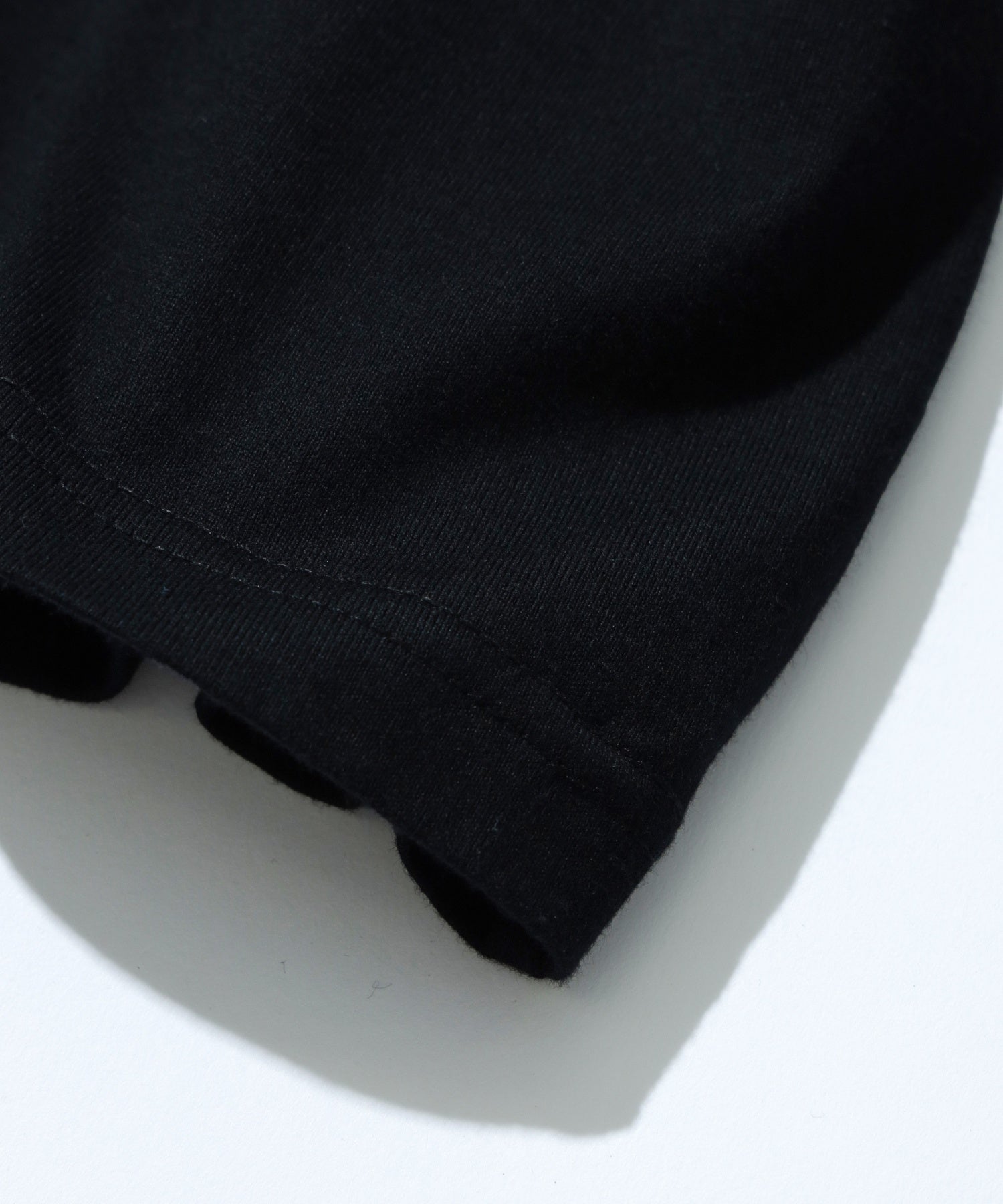 ARCHIVE MASHUP L/S TEE
