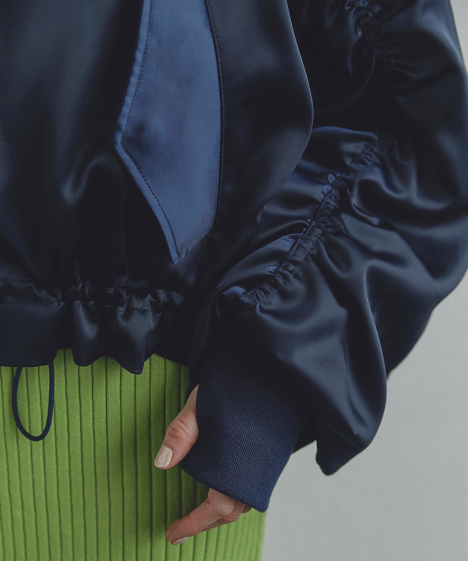 ギャザースリーブMA-1ブルゾン