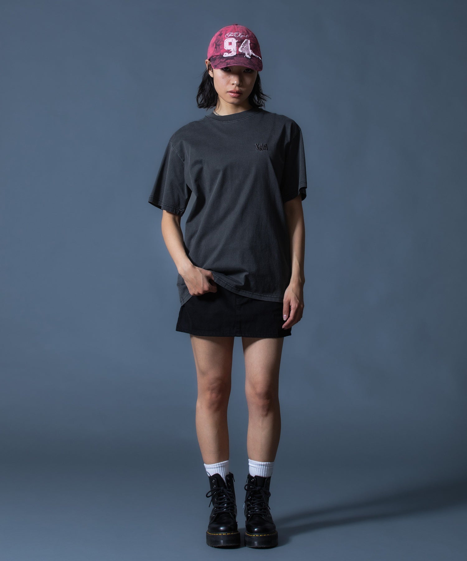 PIGMENT DYED HEART AND LOGO S/S TEE