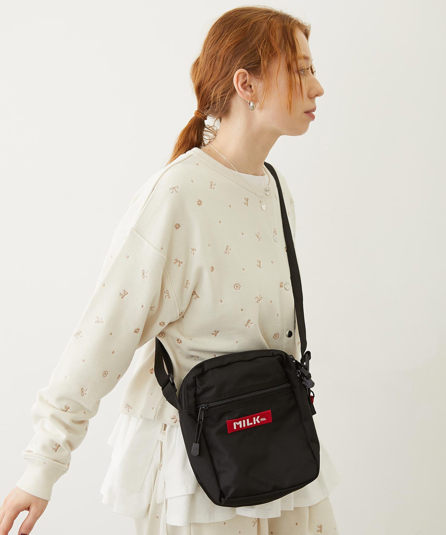 RECTANGLE SHOULDER BAG MILKFED.