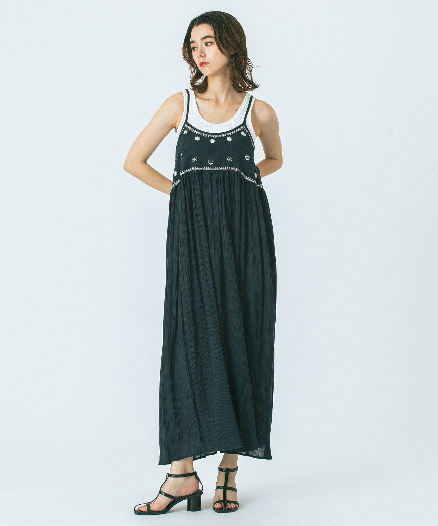 HLAADA for ROSE BUD/EMBROIDERY SLIP DRESS