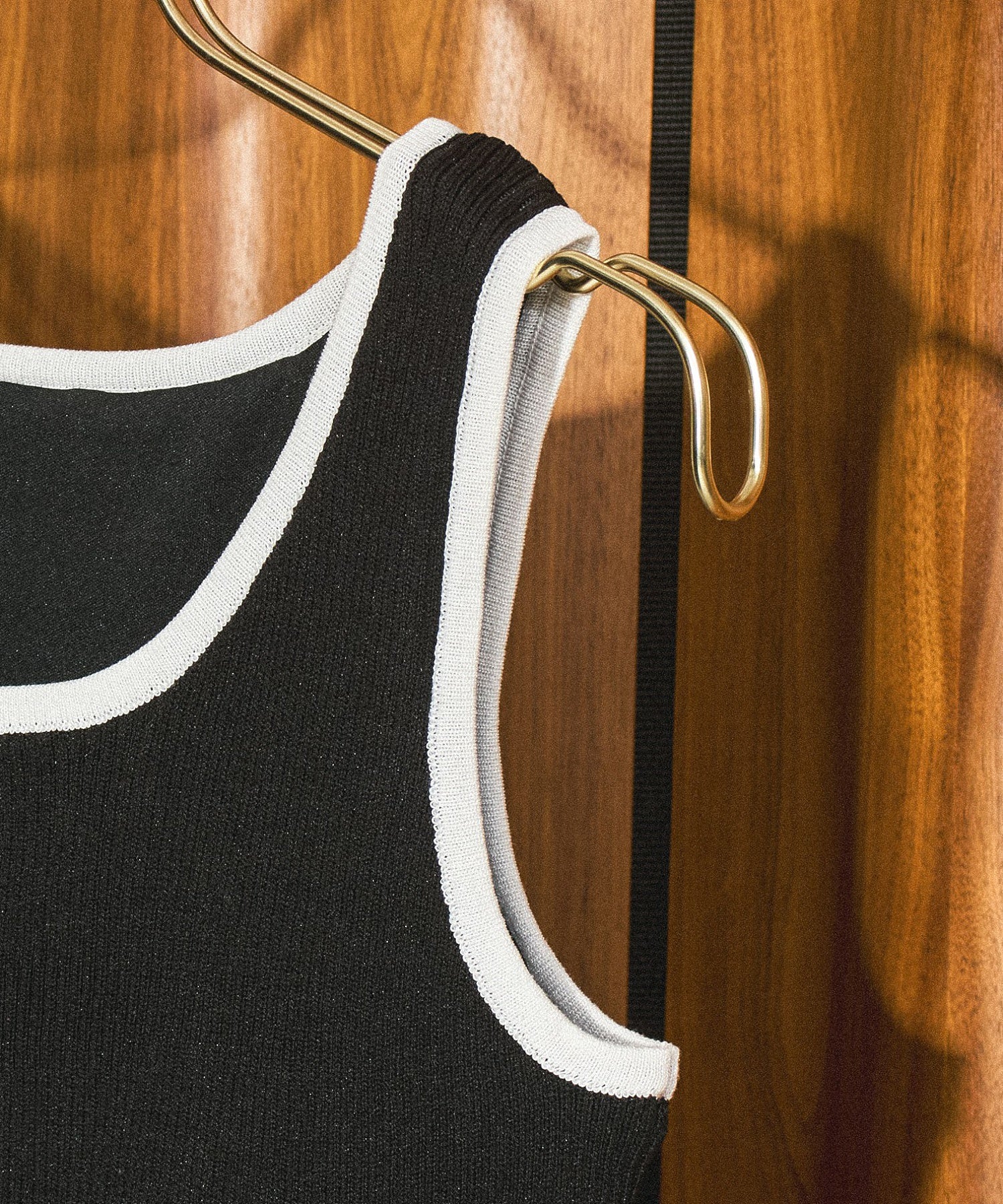 KNITTED RIB TANK TOP