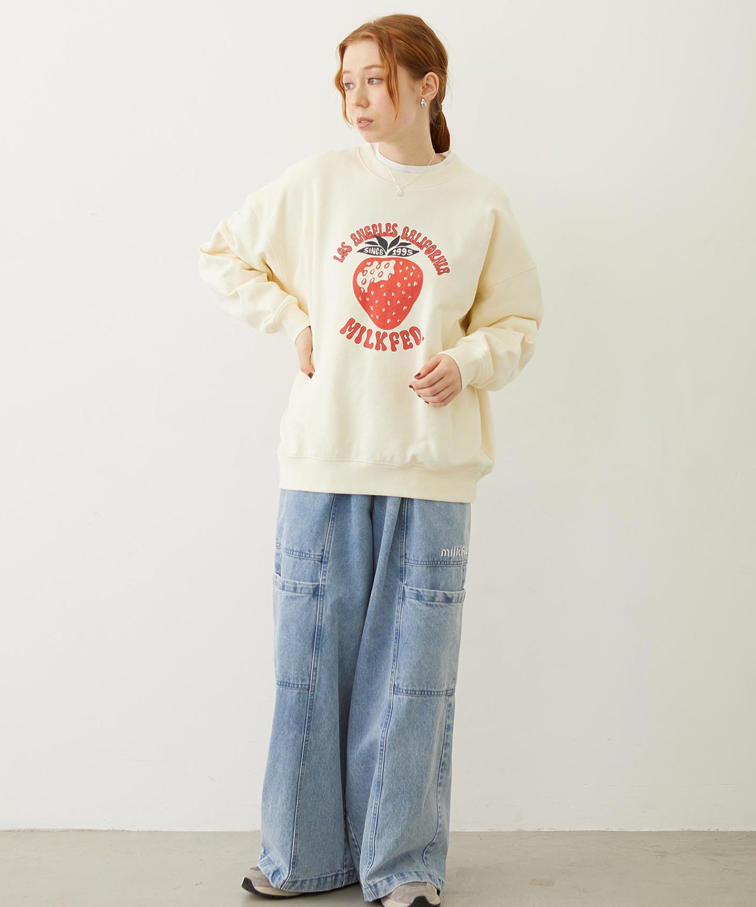 STRAWBERRY SWEAT TOP