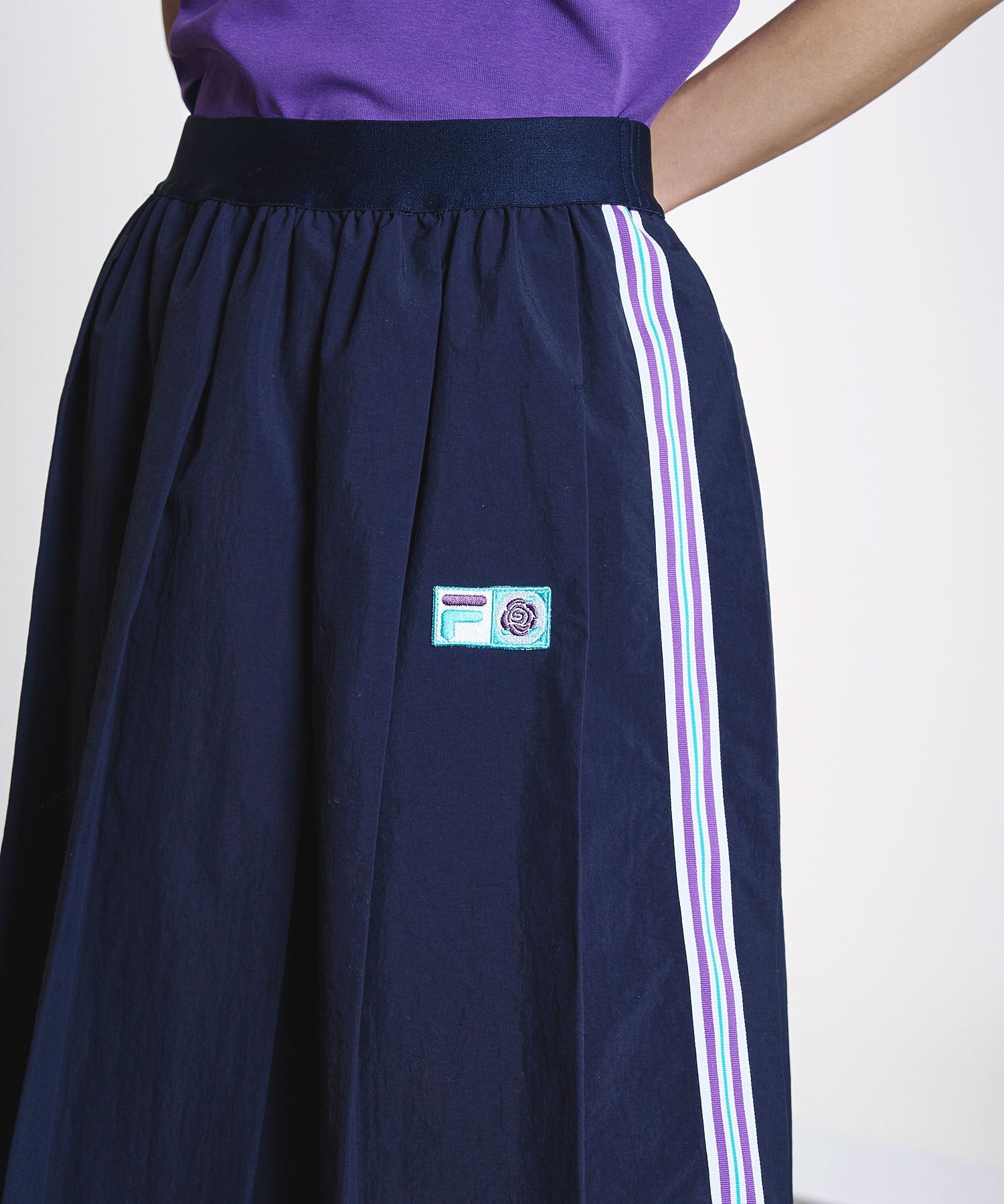 FILAⅹROSEBUD SIDE LINE PLEATED SKIRT