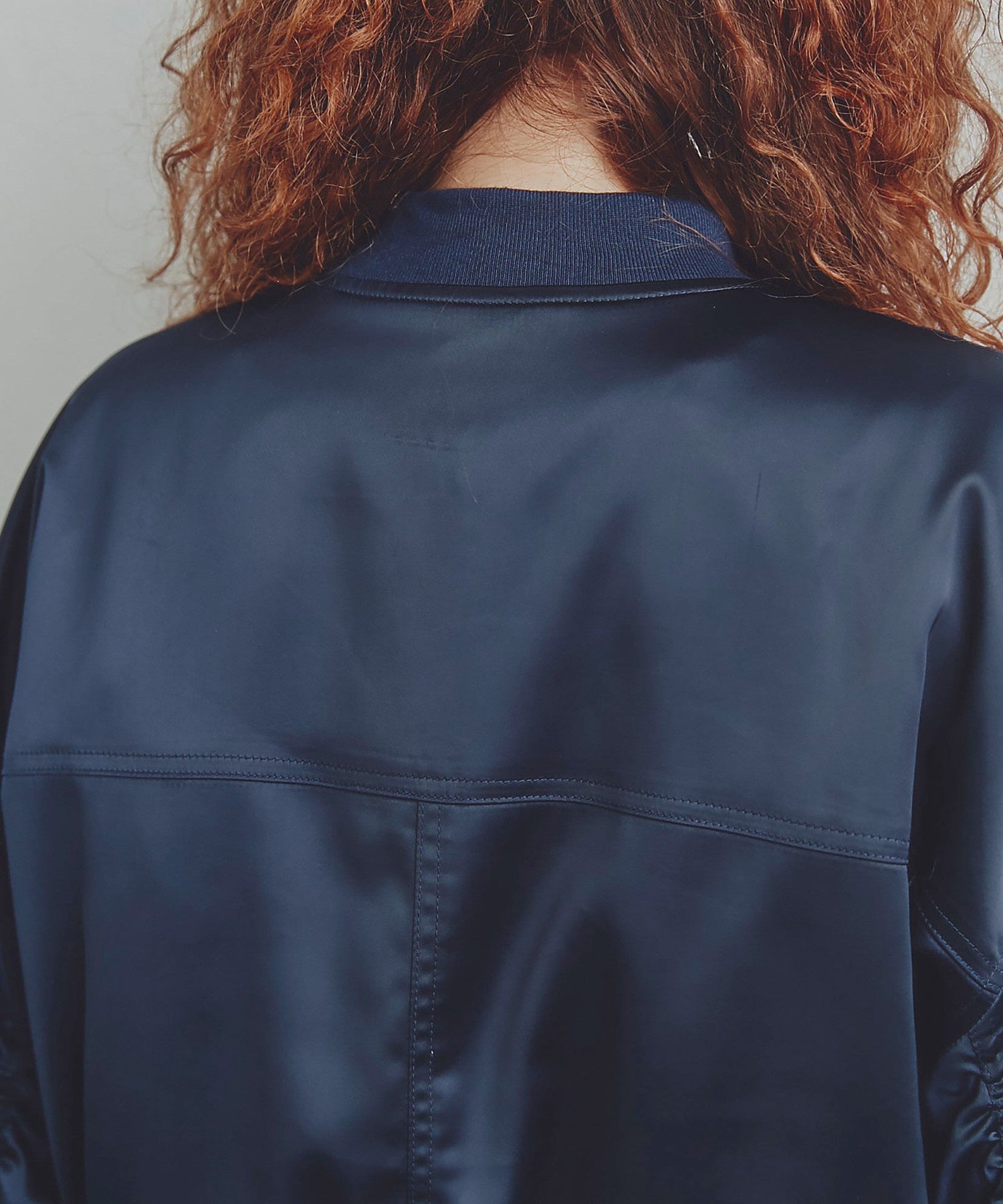 ギャザースリーブMA-1ブルゾン