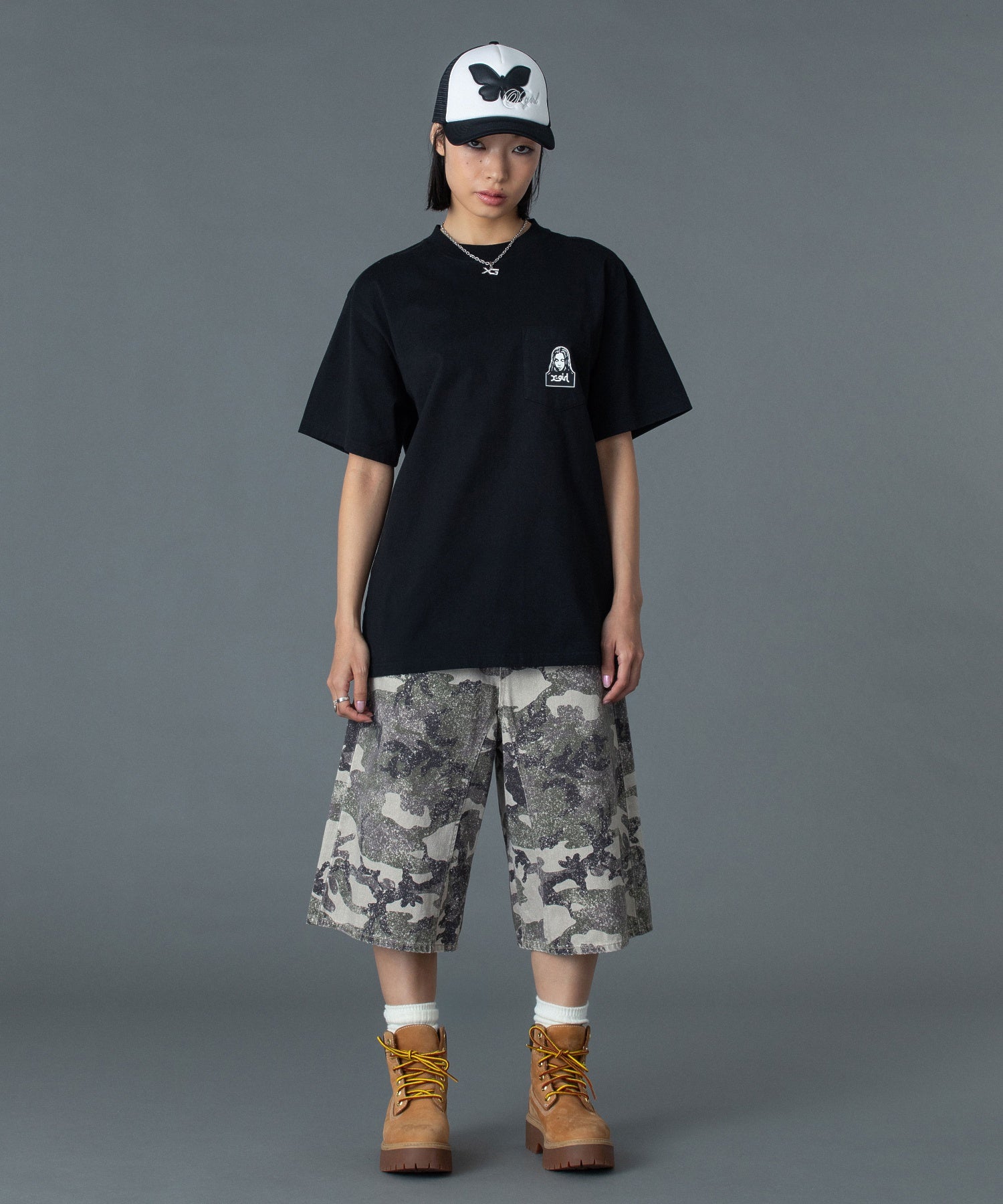 FACE AND WORDS POCKET S/S TEE
