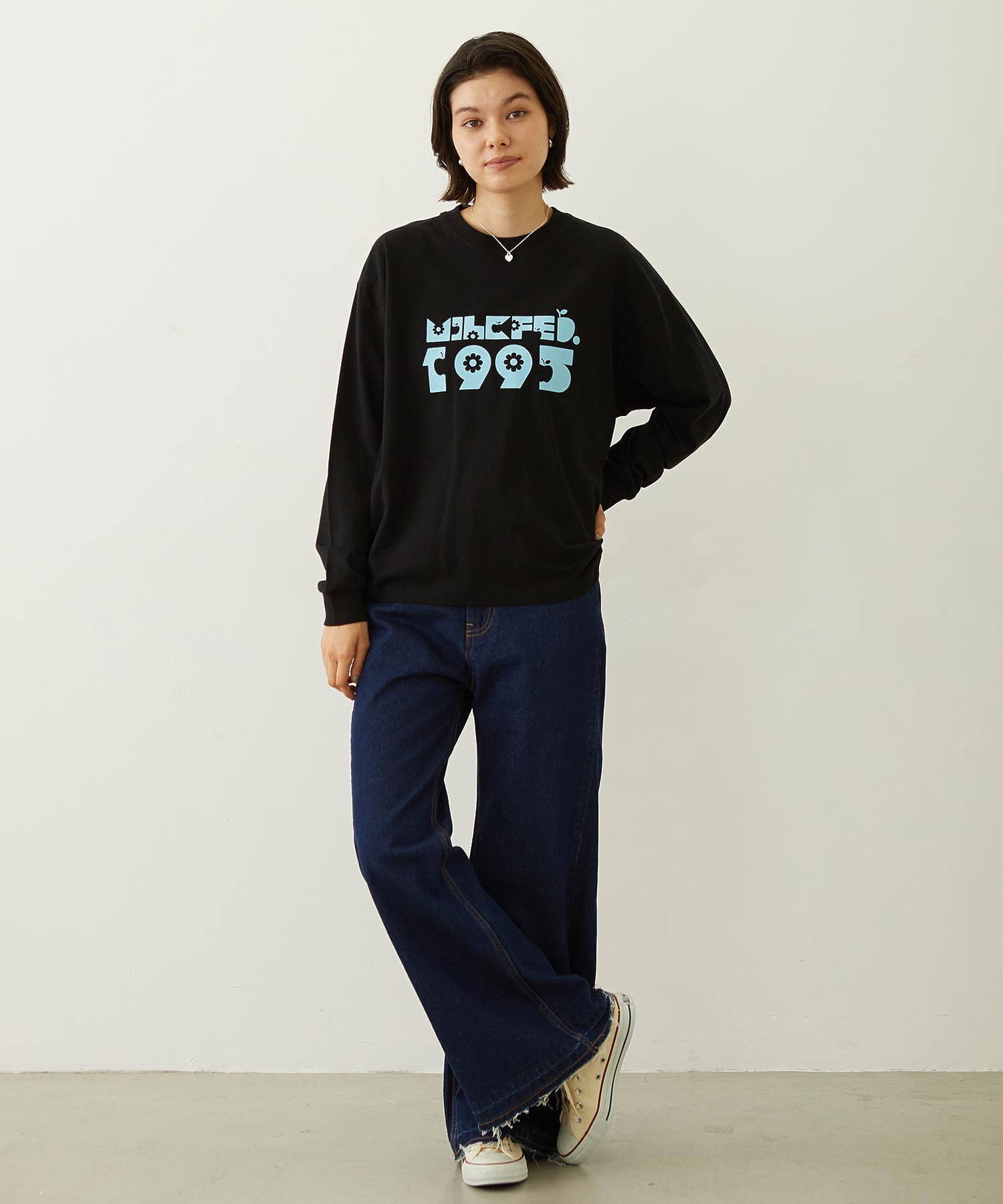 APPLE LOGO FLOCK PRINT L/S TEE