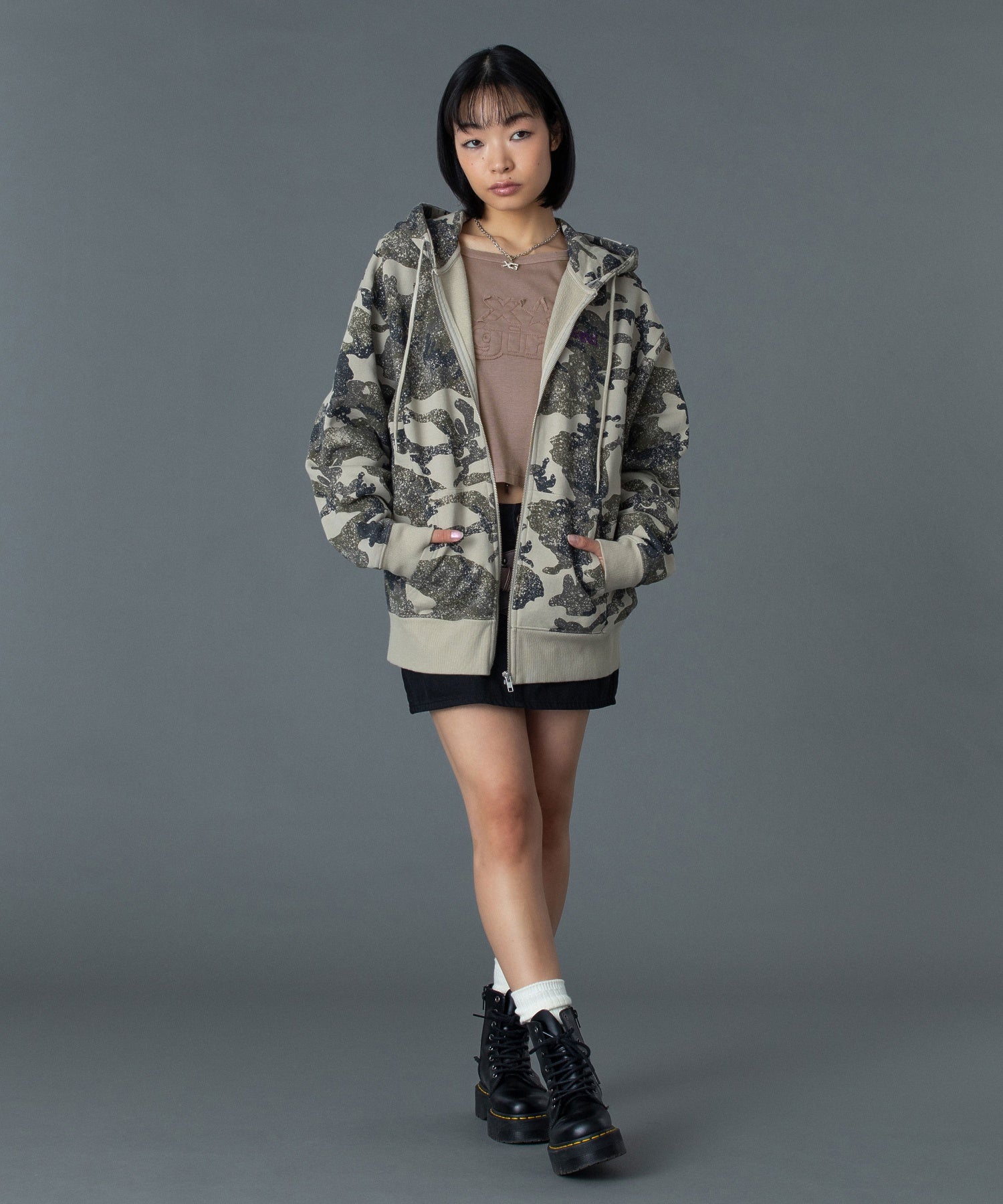 EMBROIDERED LOGO ZIP UP SWEAT HOODIE