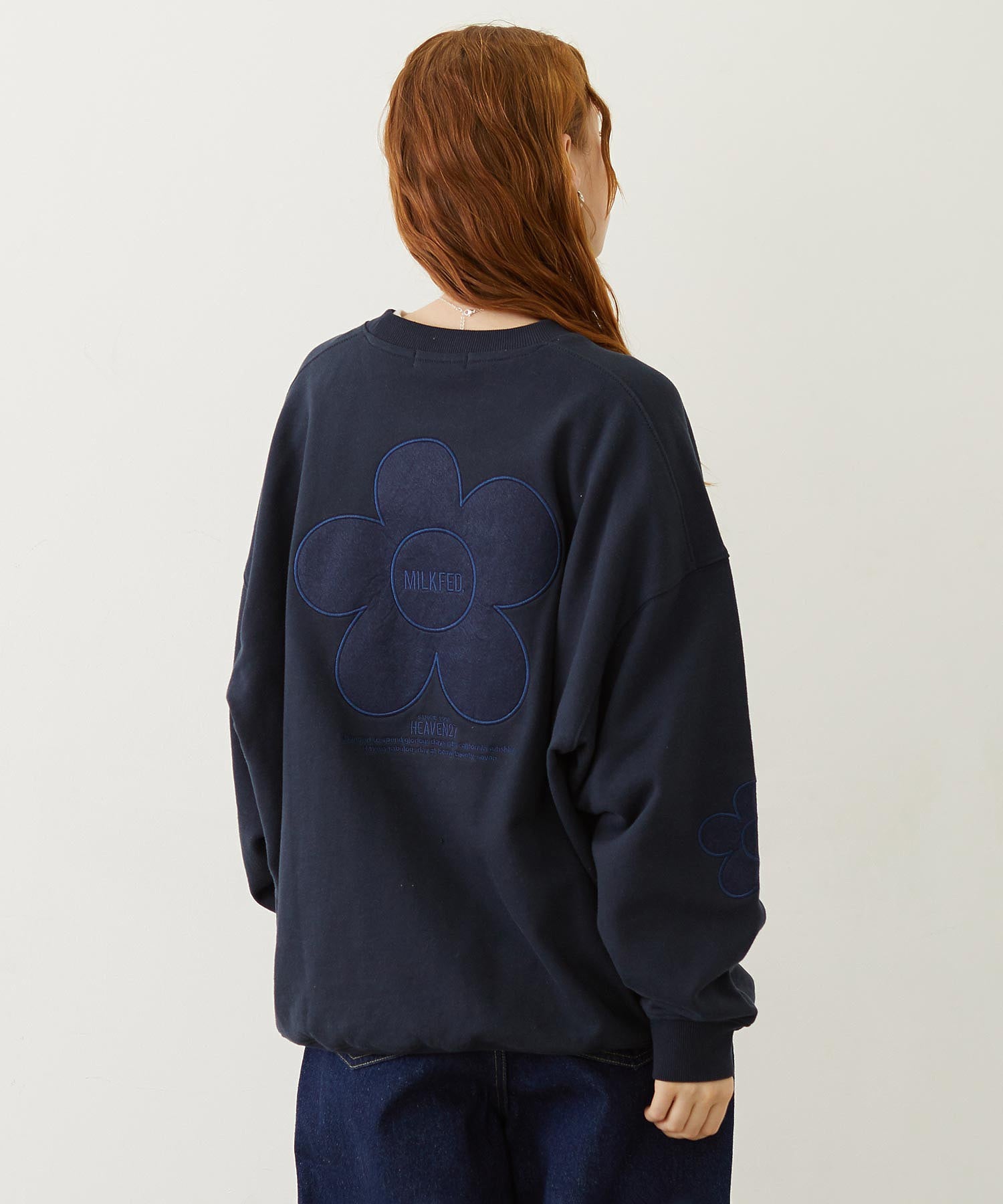 FLOWER ELBOW PATCH SWEAT TOP
