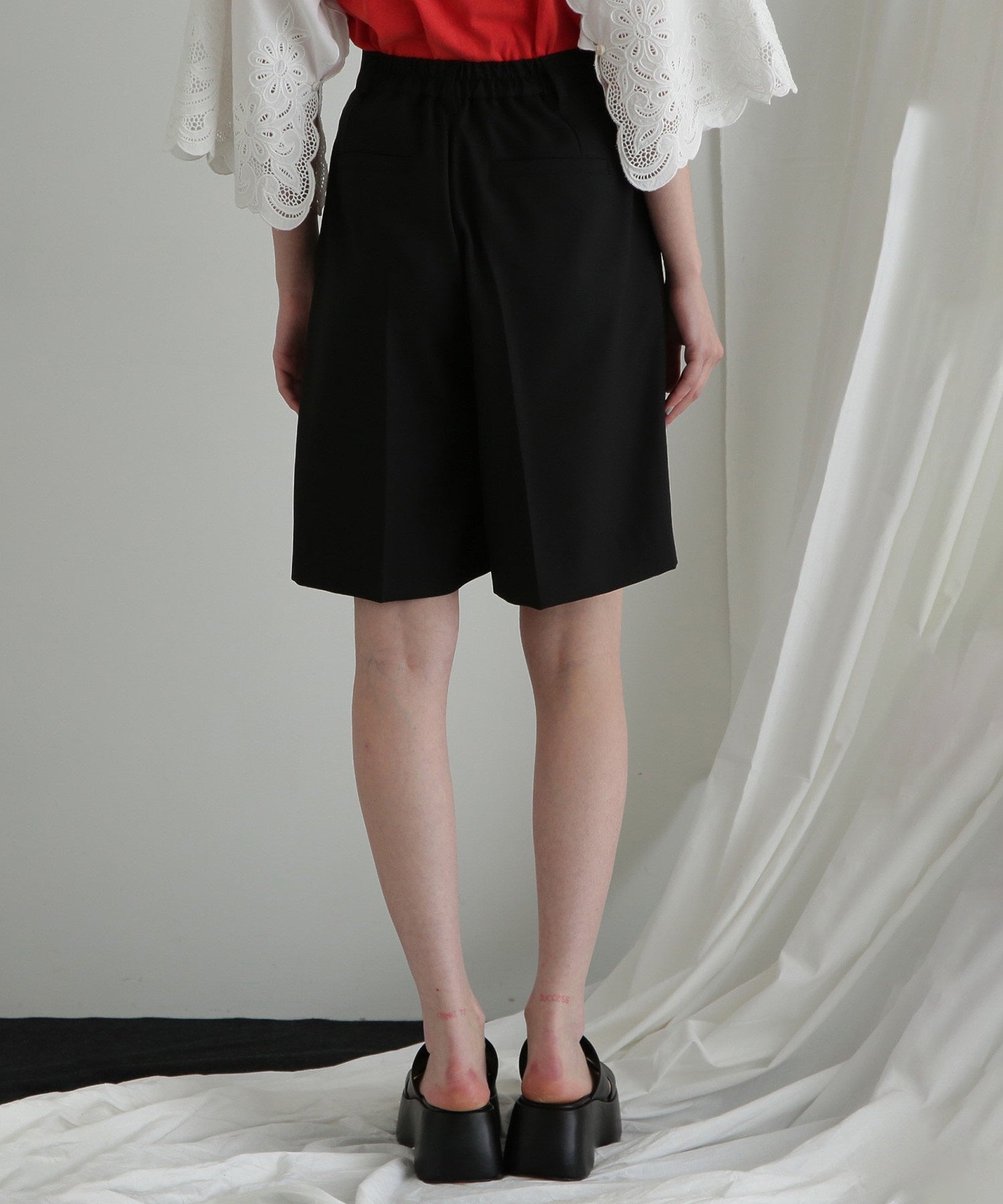 ショートパンツ