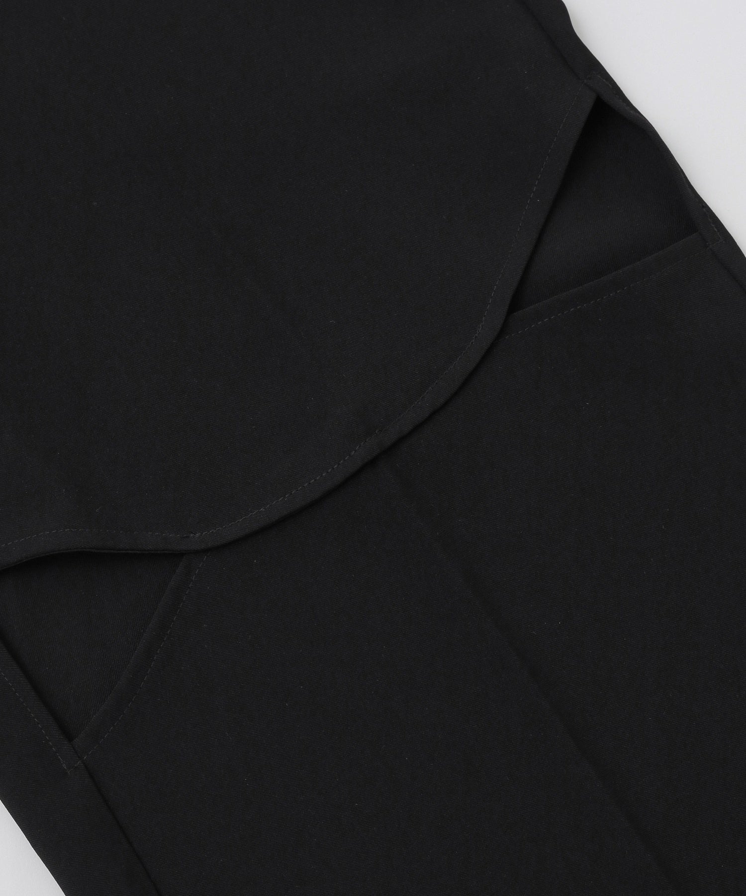 CURVED CUT PANELED PANTS