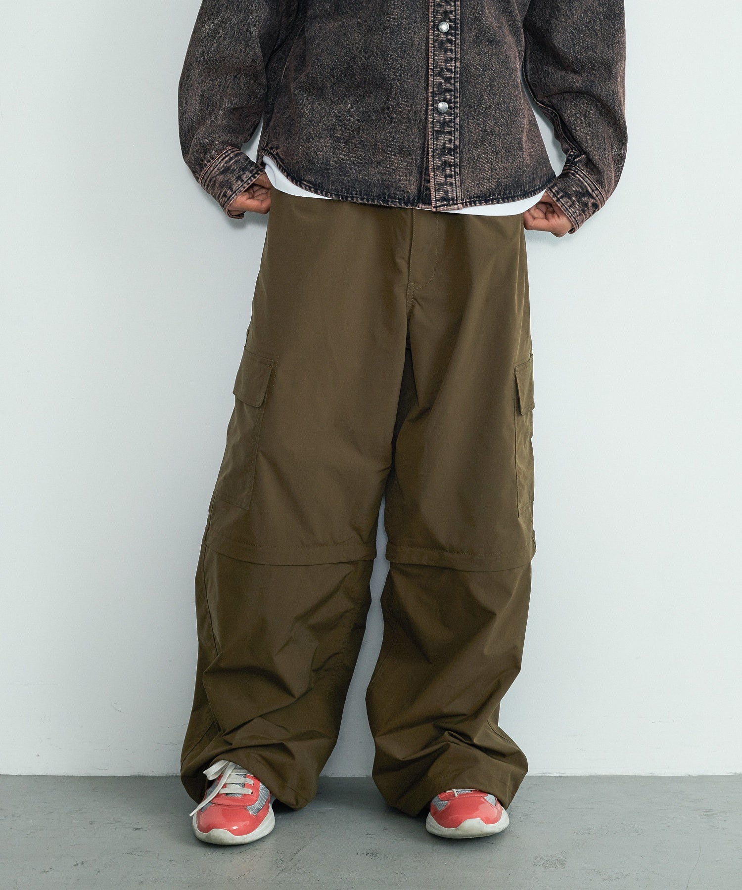 MODEL身長：183cm / 着用サイズ：Lサイズ