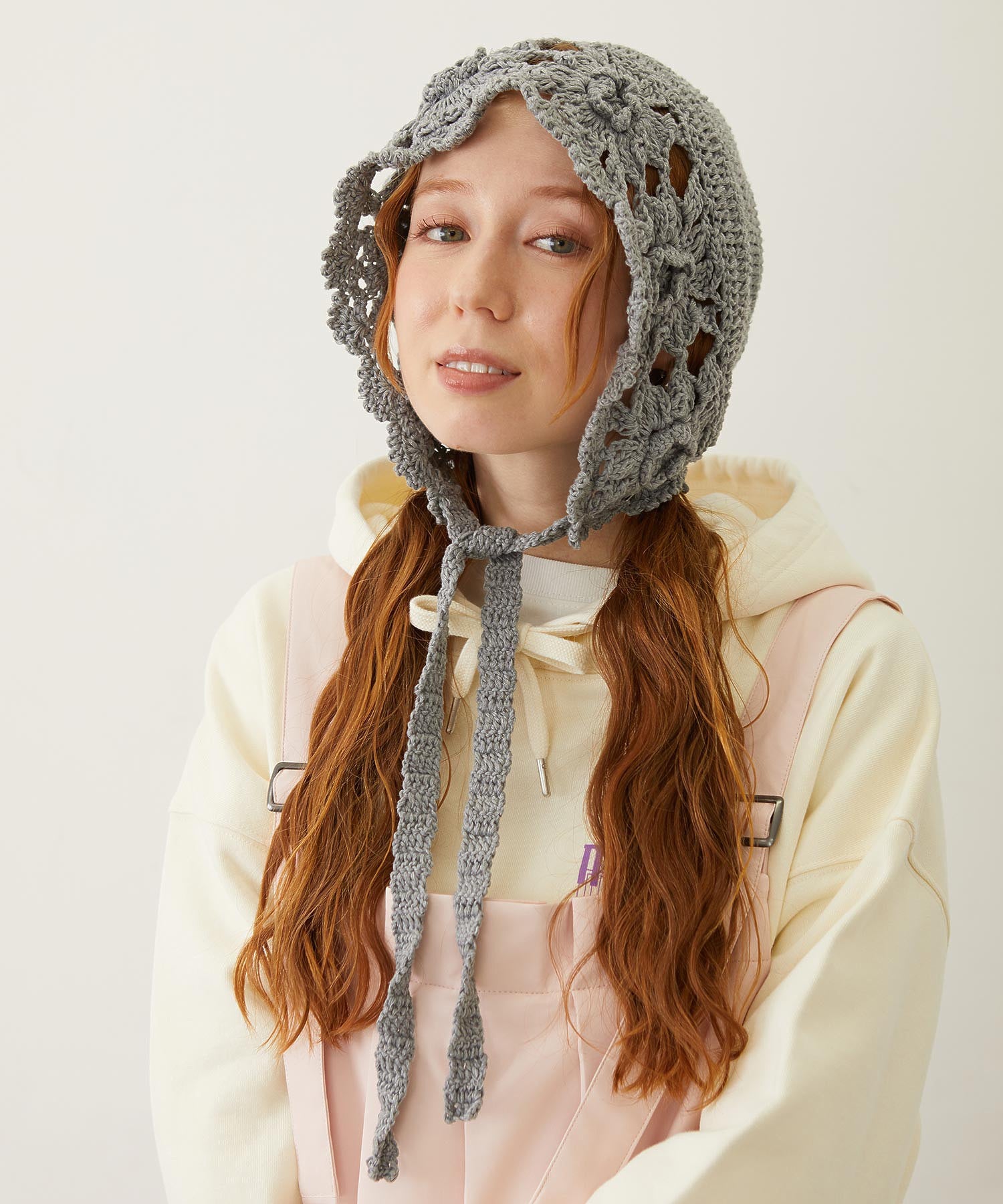 FLOWER KNIT BONNET