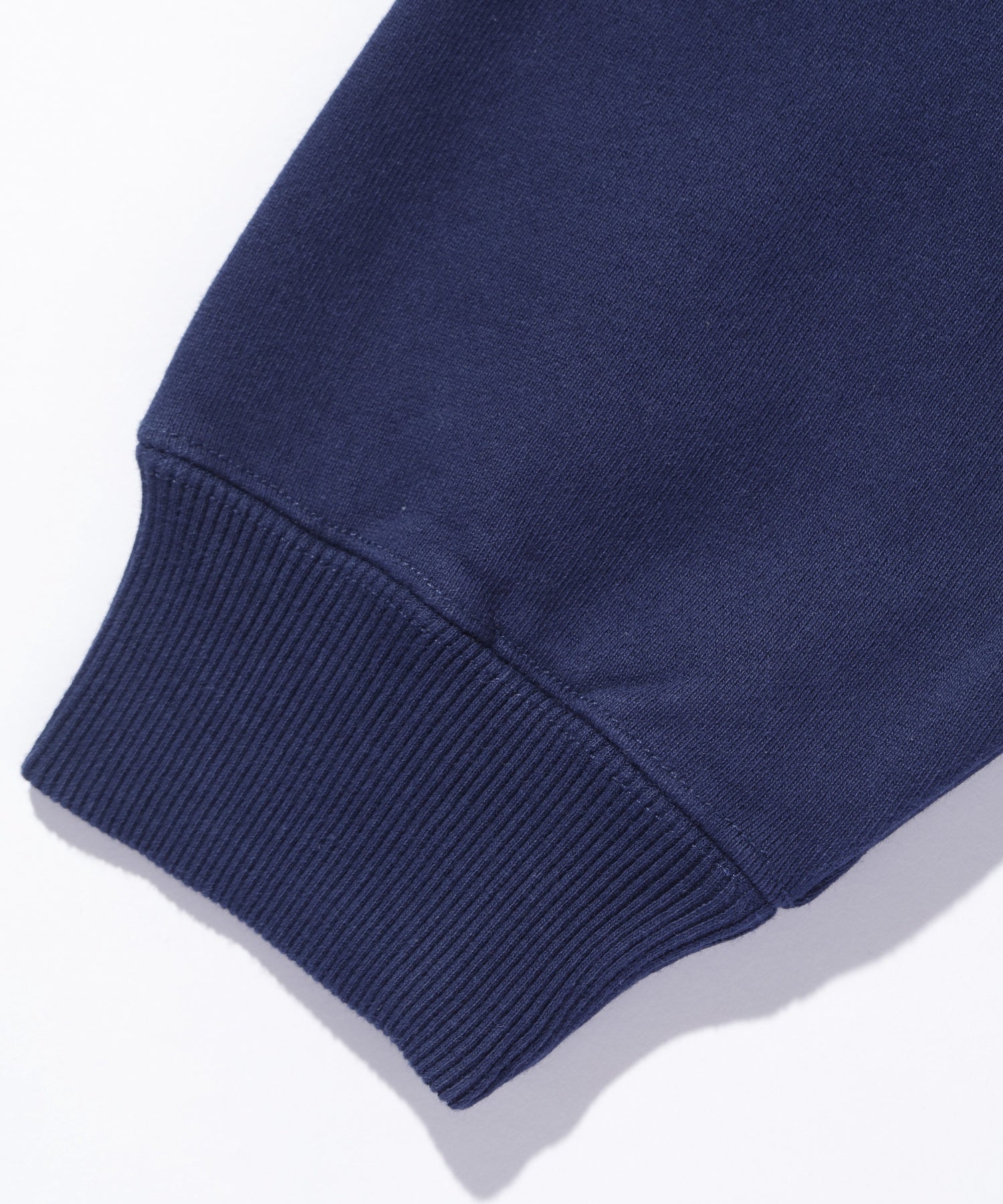 OLD ENGLISH LOGO CREWNECK SWEATSHIRT