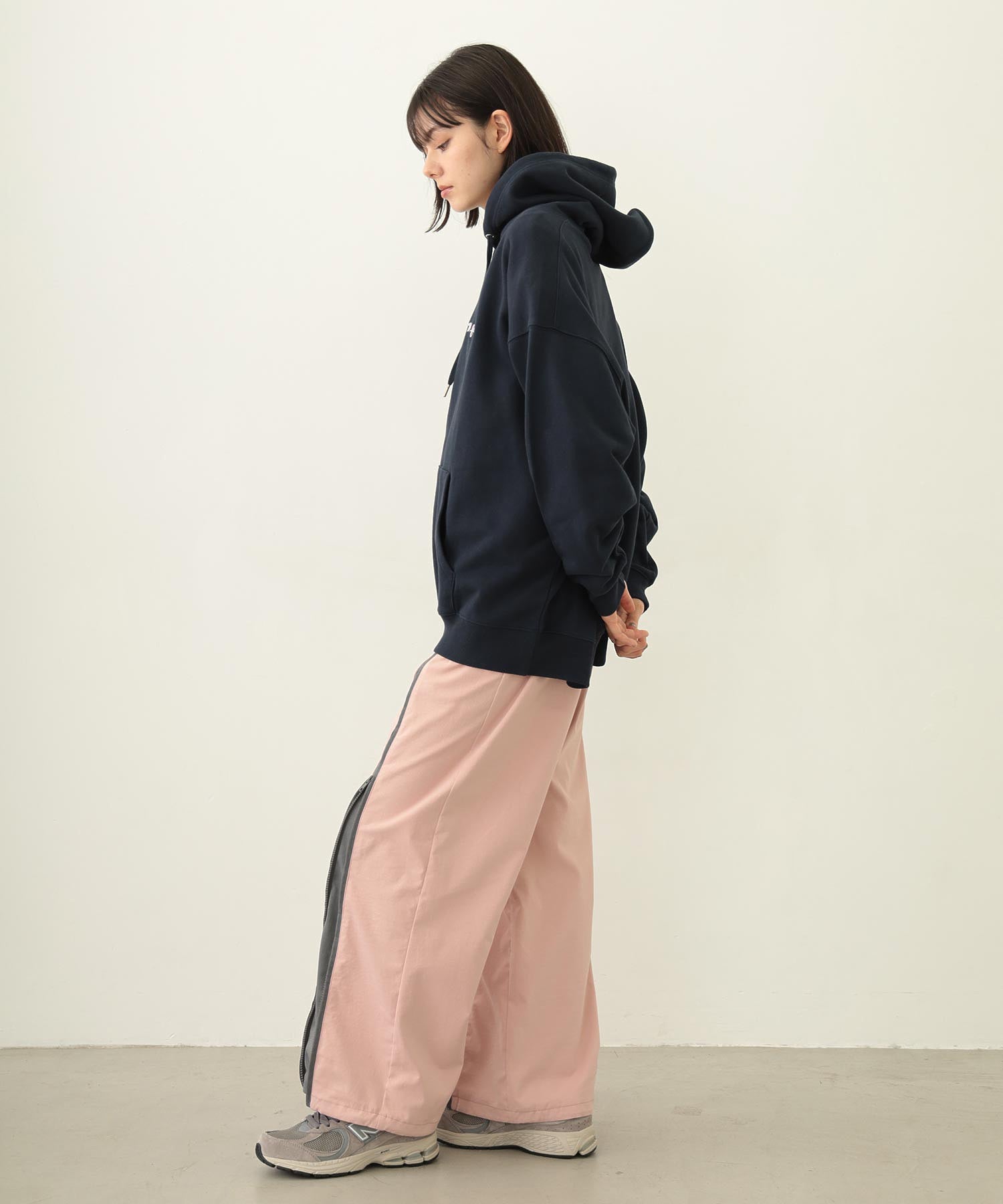 FRONT LINE ZIP UP PANTS