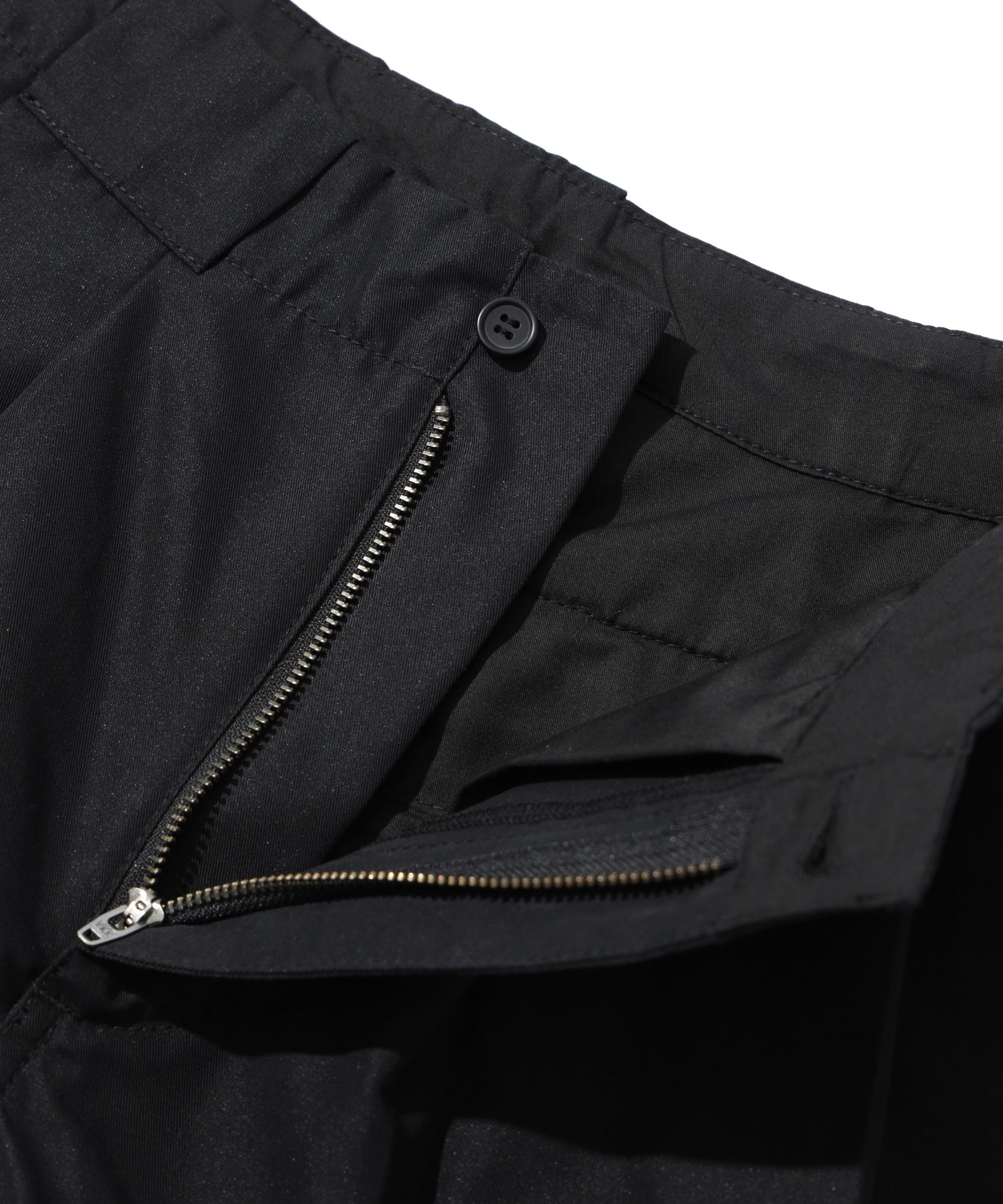 SHORT BAGGY CHINO PANTS