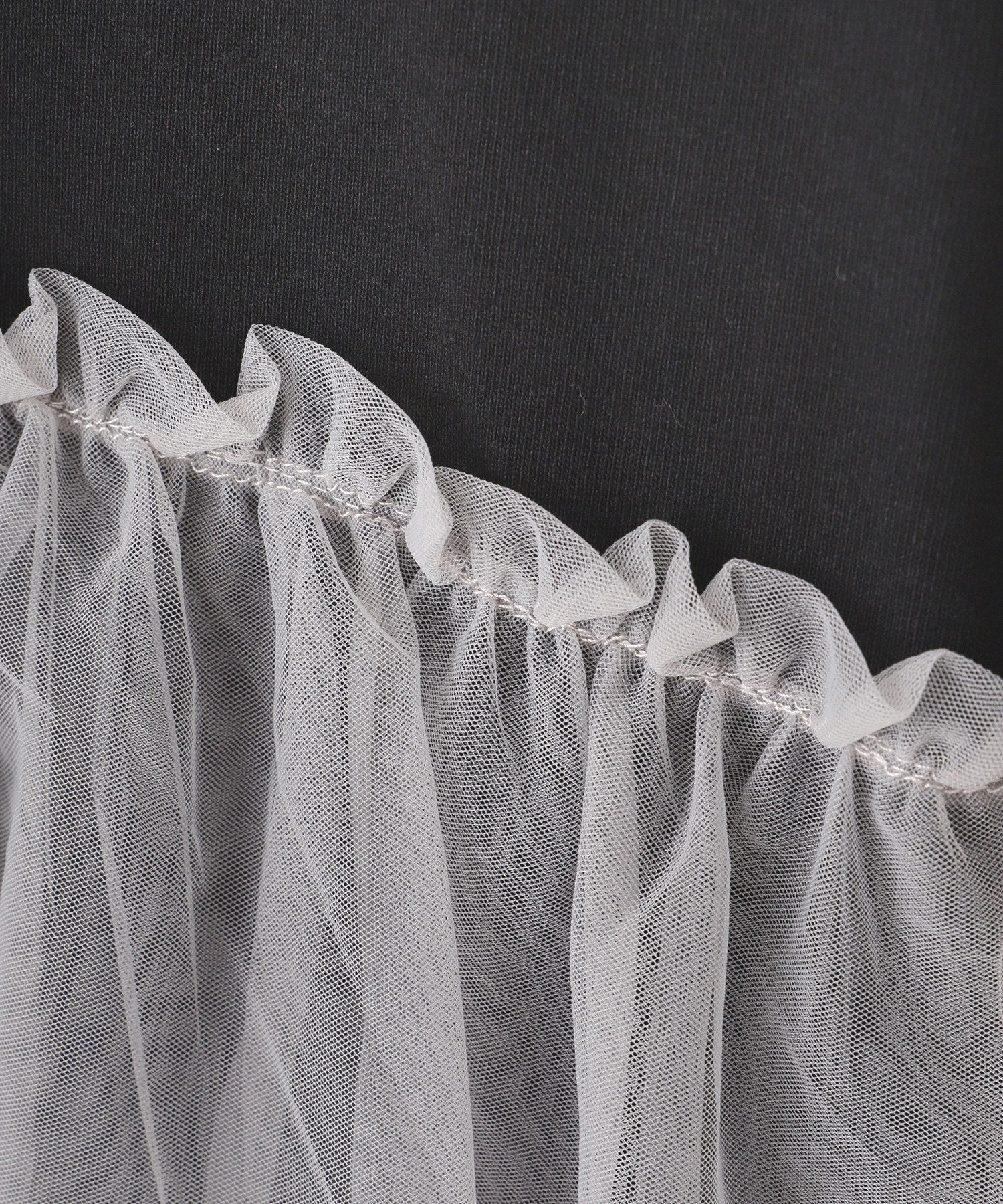 【WEB・一部店舗限定】チュールデザイントップス