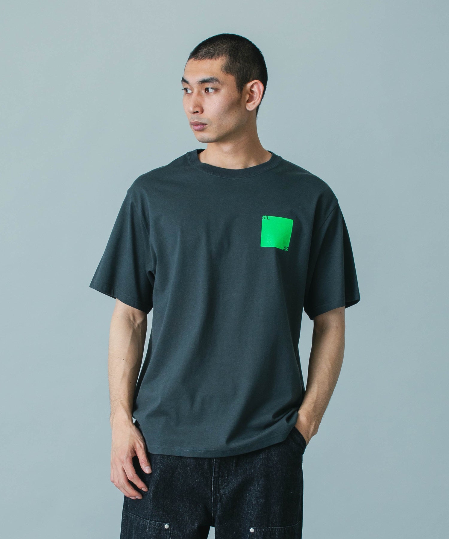 OUTLINE SQUARE S/S TEE