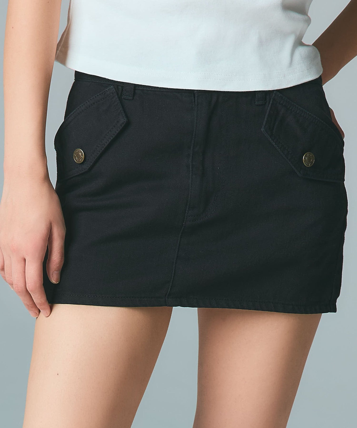 FLAP POCKET MINI SKIRT