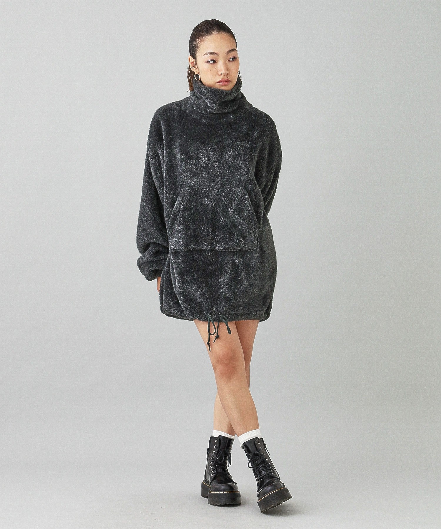 MOCK NECK FLUFFY TUNIC