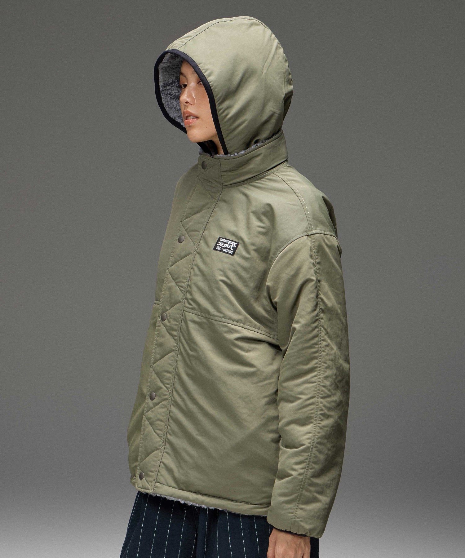 BRUSHED COLLAGE GRAPHIC REVERSIBLE BOA BLOUSON