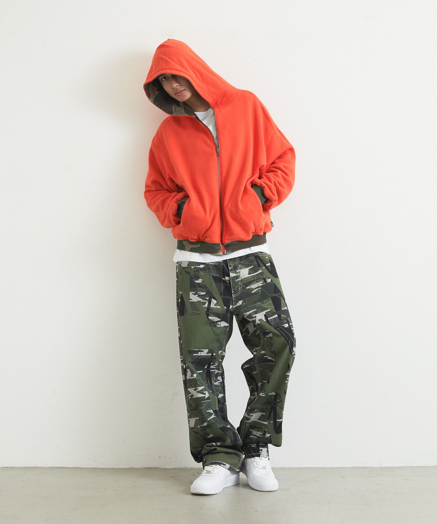 REVERSIBLE CAMO ZIP HOODED SWEATSHIRT