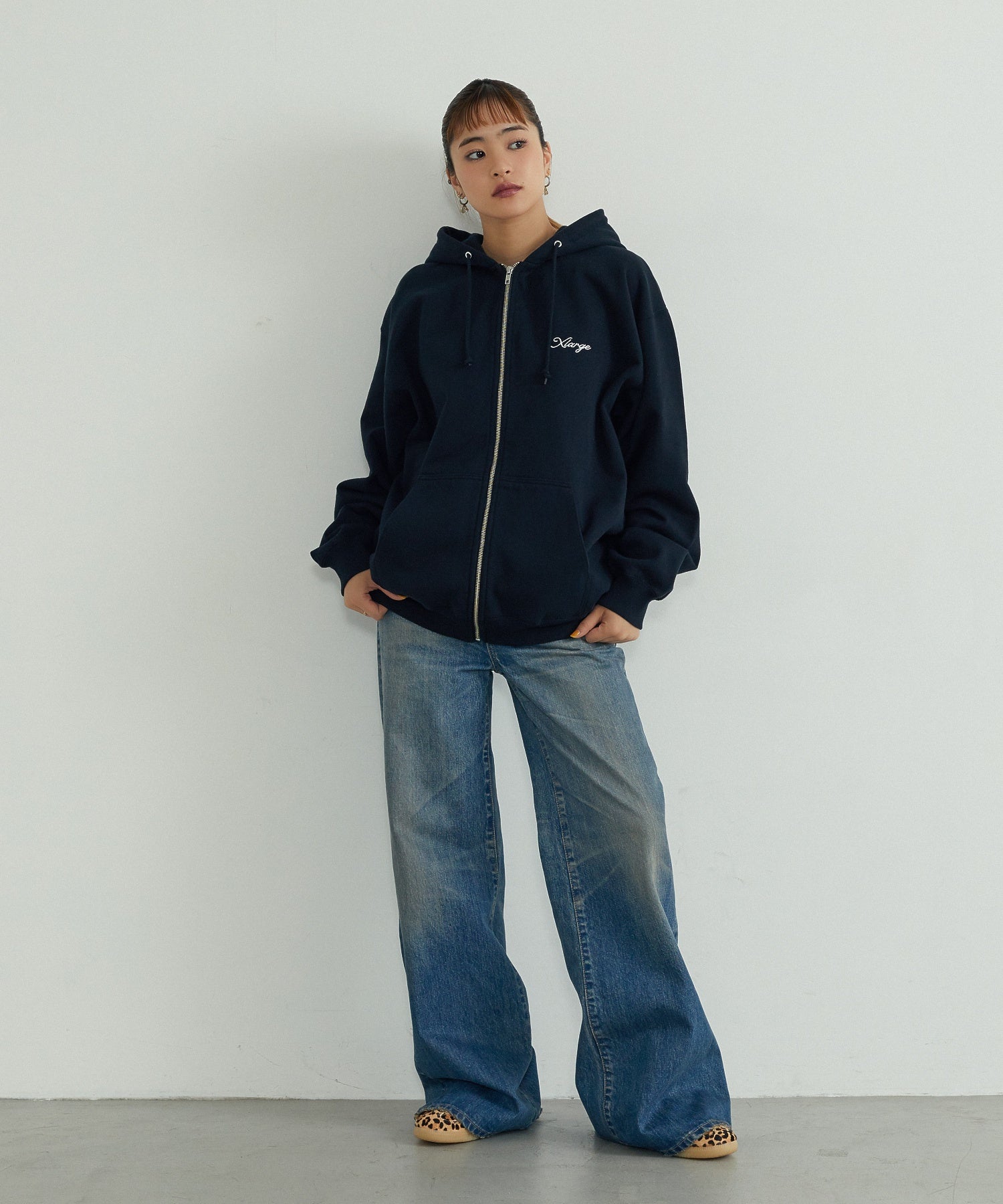 CURSIVE ZIP UP HOODED SWEATSHIRT