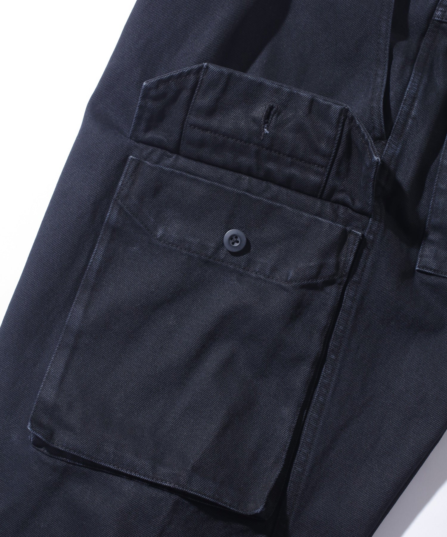 WIDE TUCK CARGO PANTS