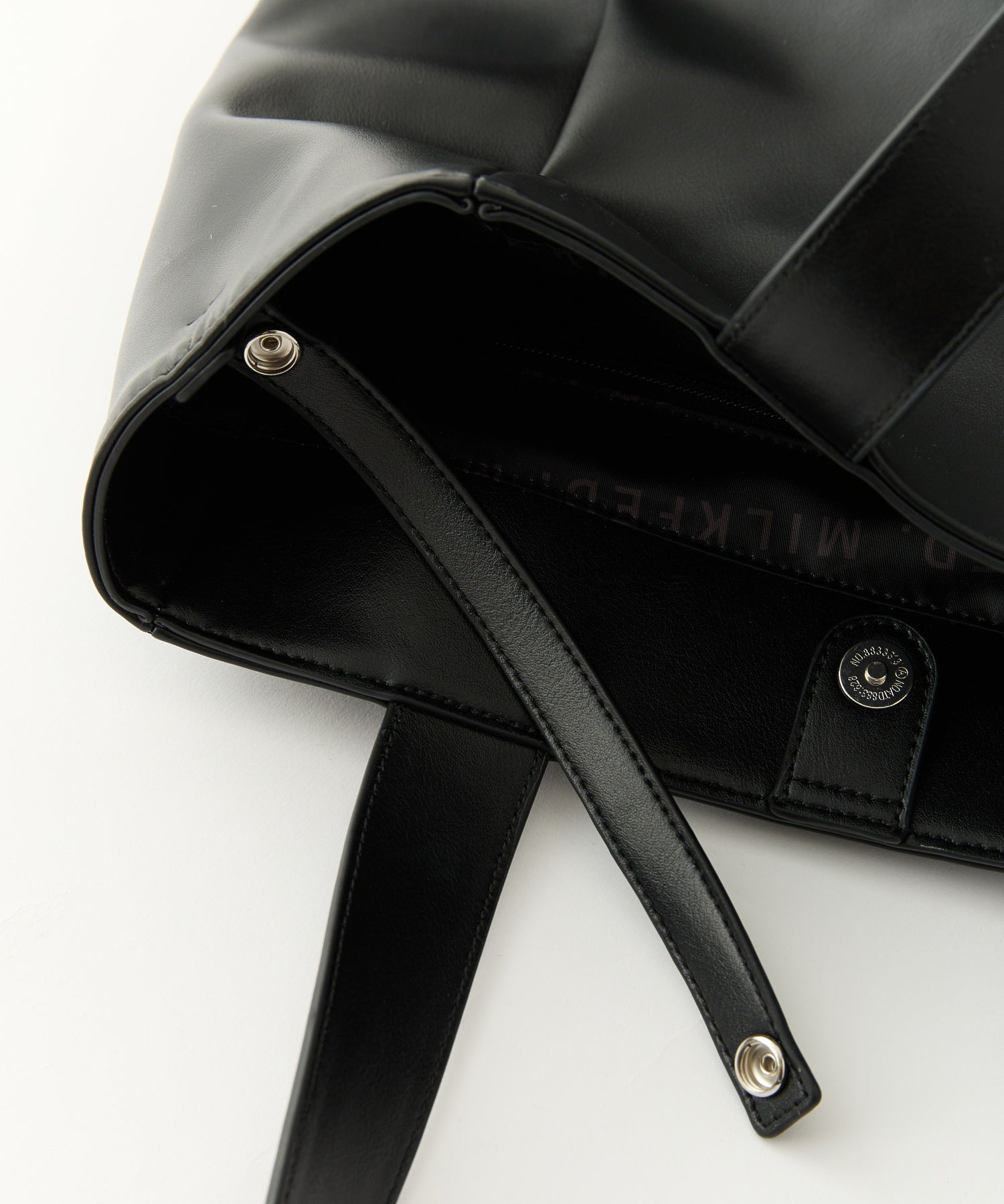 LOGO EMBOSS TOTO BAG