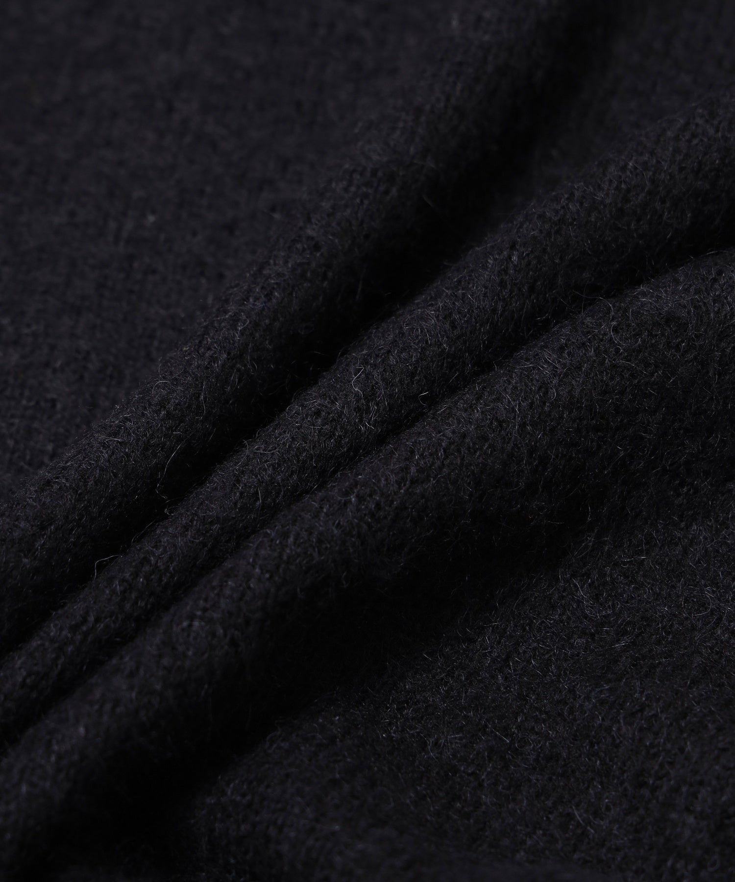 XL CREW SWEATER