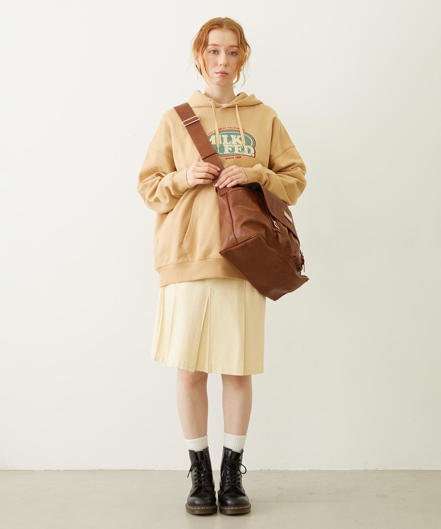 OVAL LOGO WIDE HOODIE SWEAT