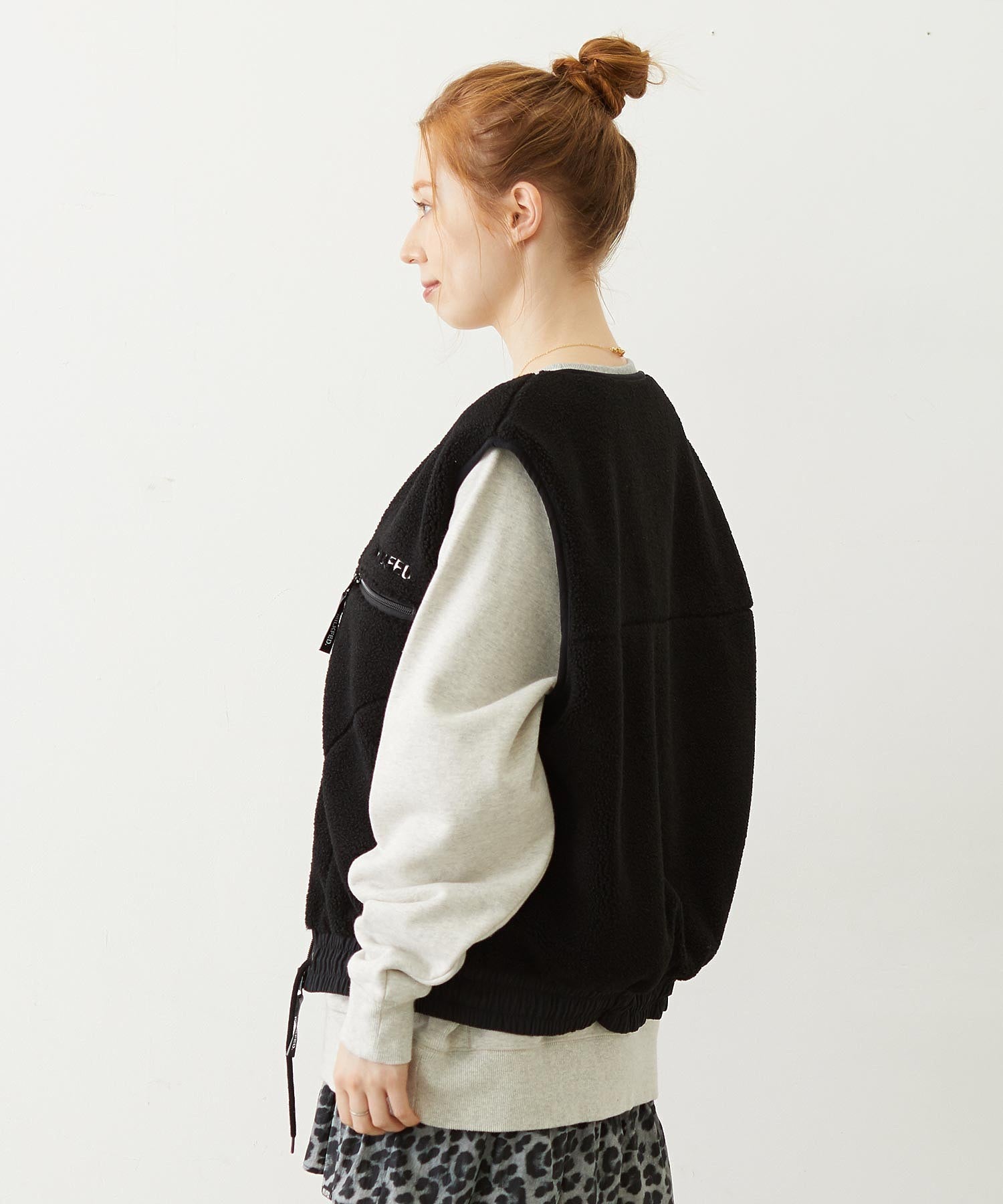 BAR LOGO BOA VEST