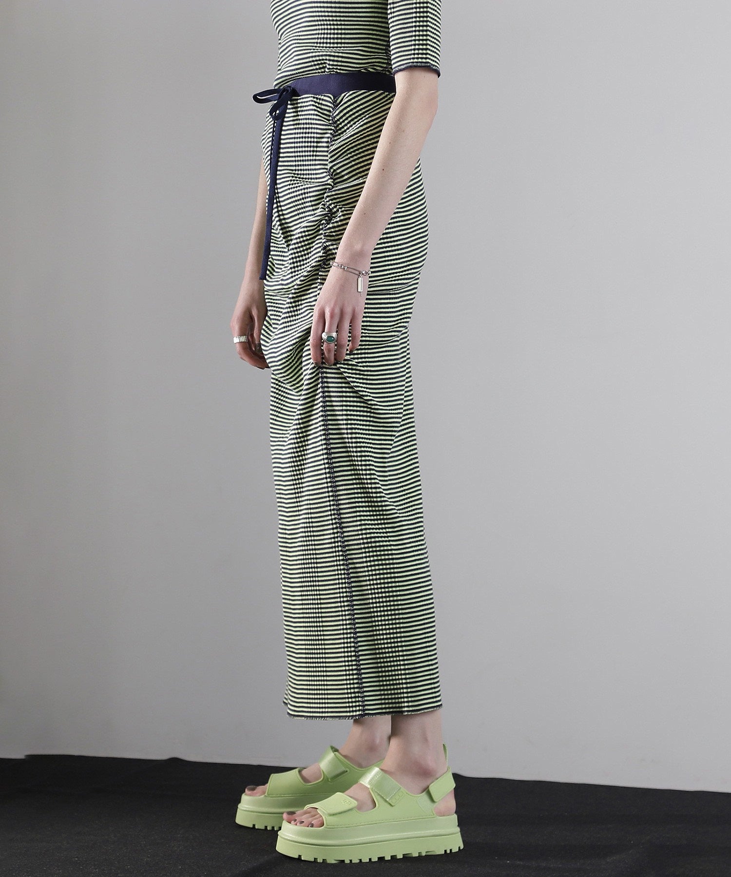 CREOLME/マルチボーダーシャーリングタイトスカート