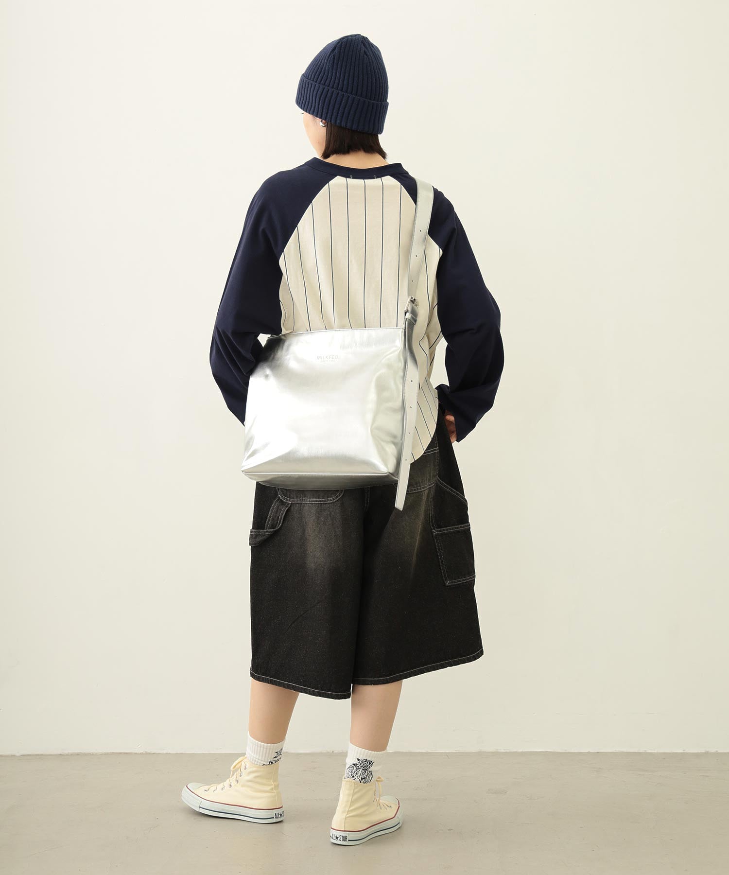 SOLID SHOULDER BAG