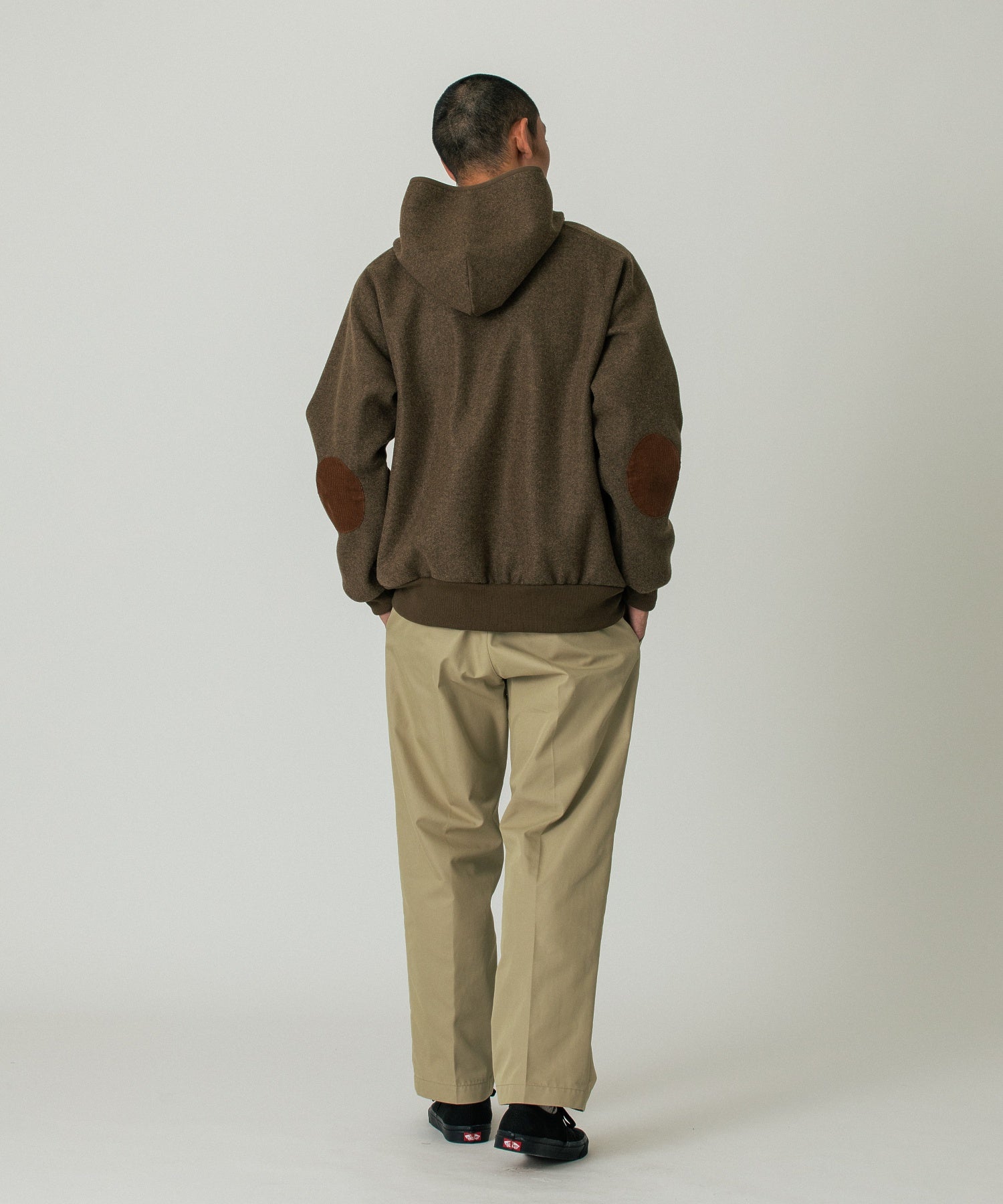 ELBOW PATCH ZIP OPEN SWEATSHIRT