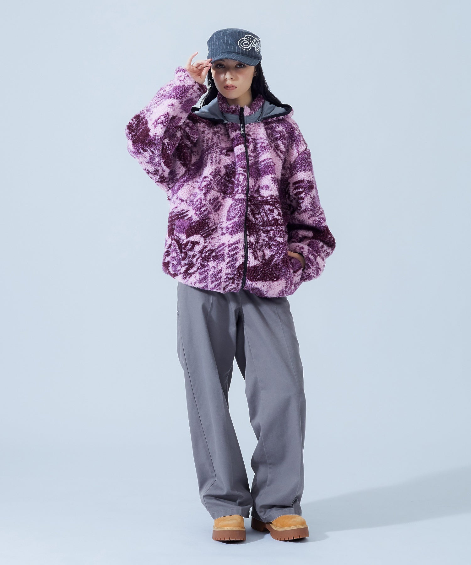 FACE LABEL FADED WIDE STRAIGHT EASY PANTS