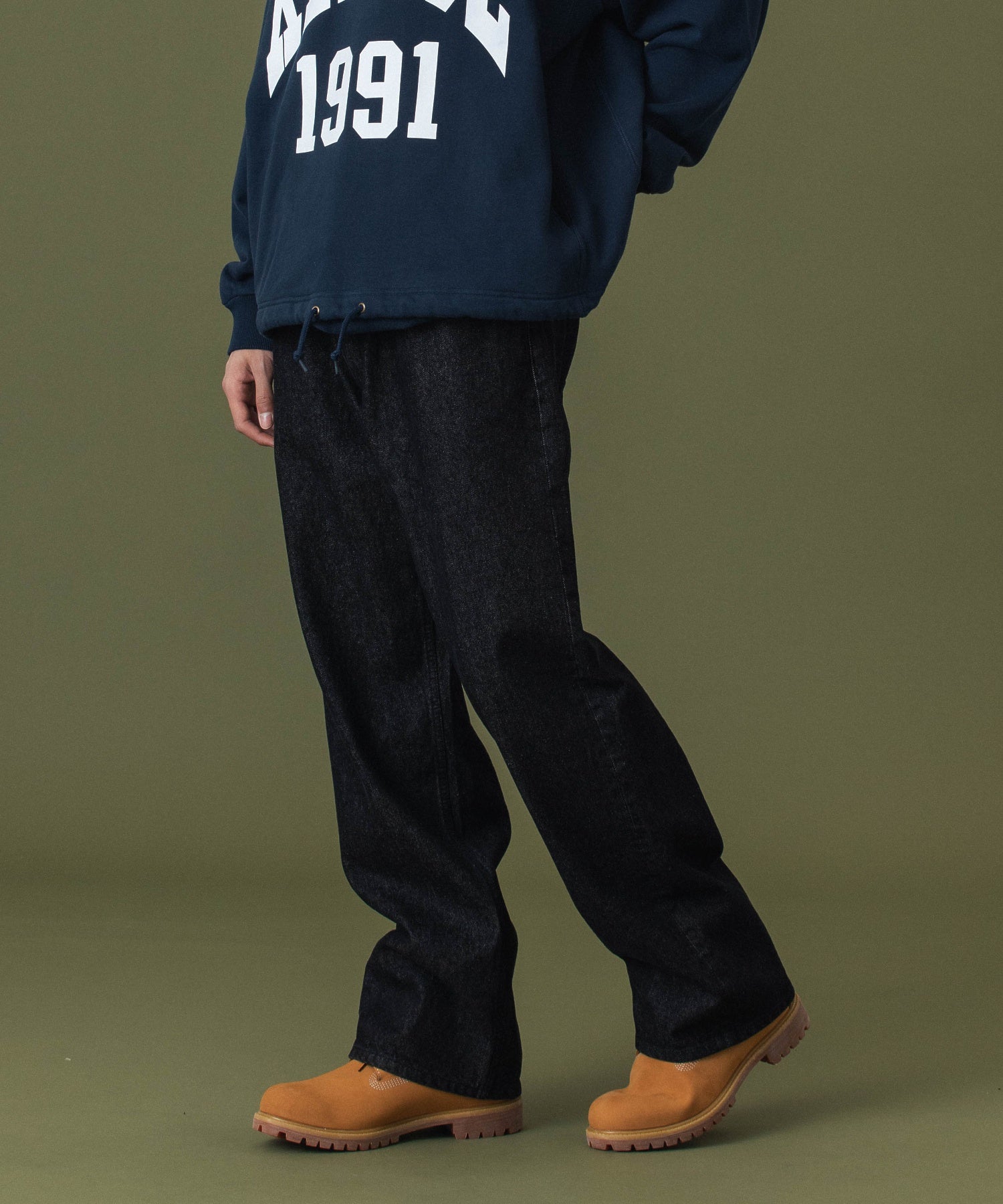 MODEL 身長183cm / 着用サイズ：34inch