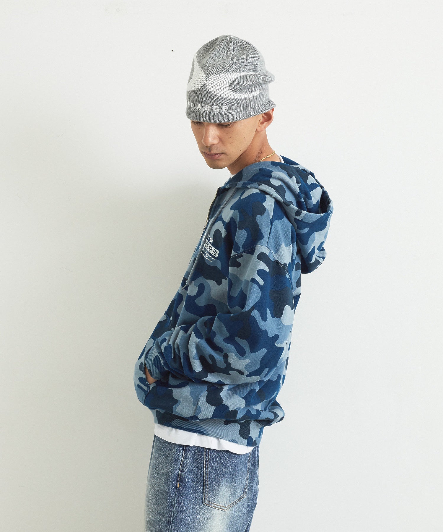 X LOGO BEANIE