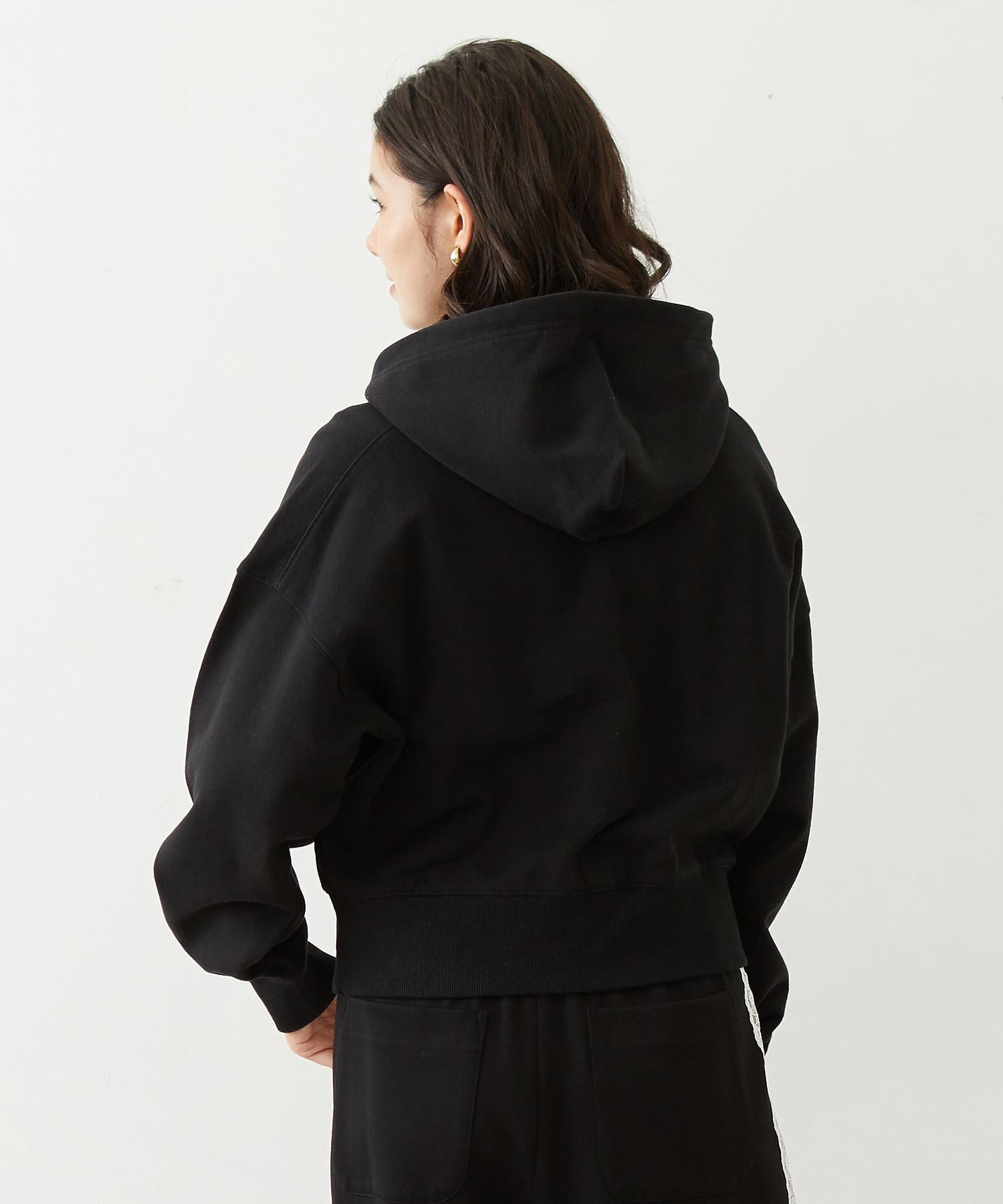 MELTY CHERRY SHORT SWEAT HOODIE
