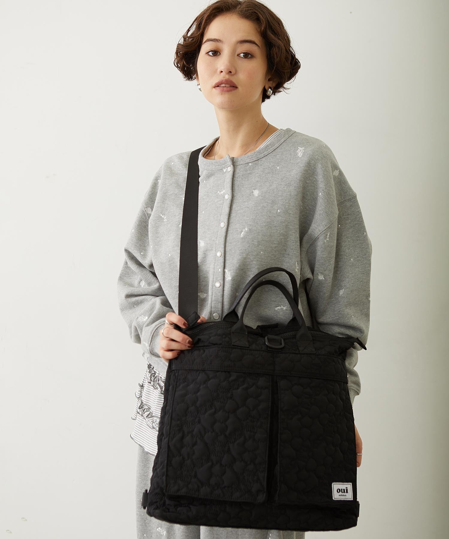 CHERRY QUILTED HELMET BAG