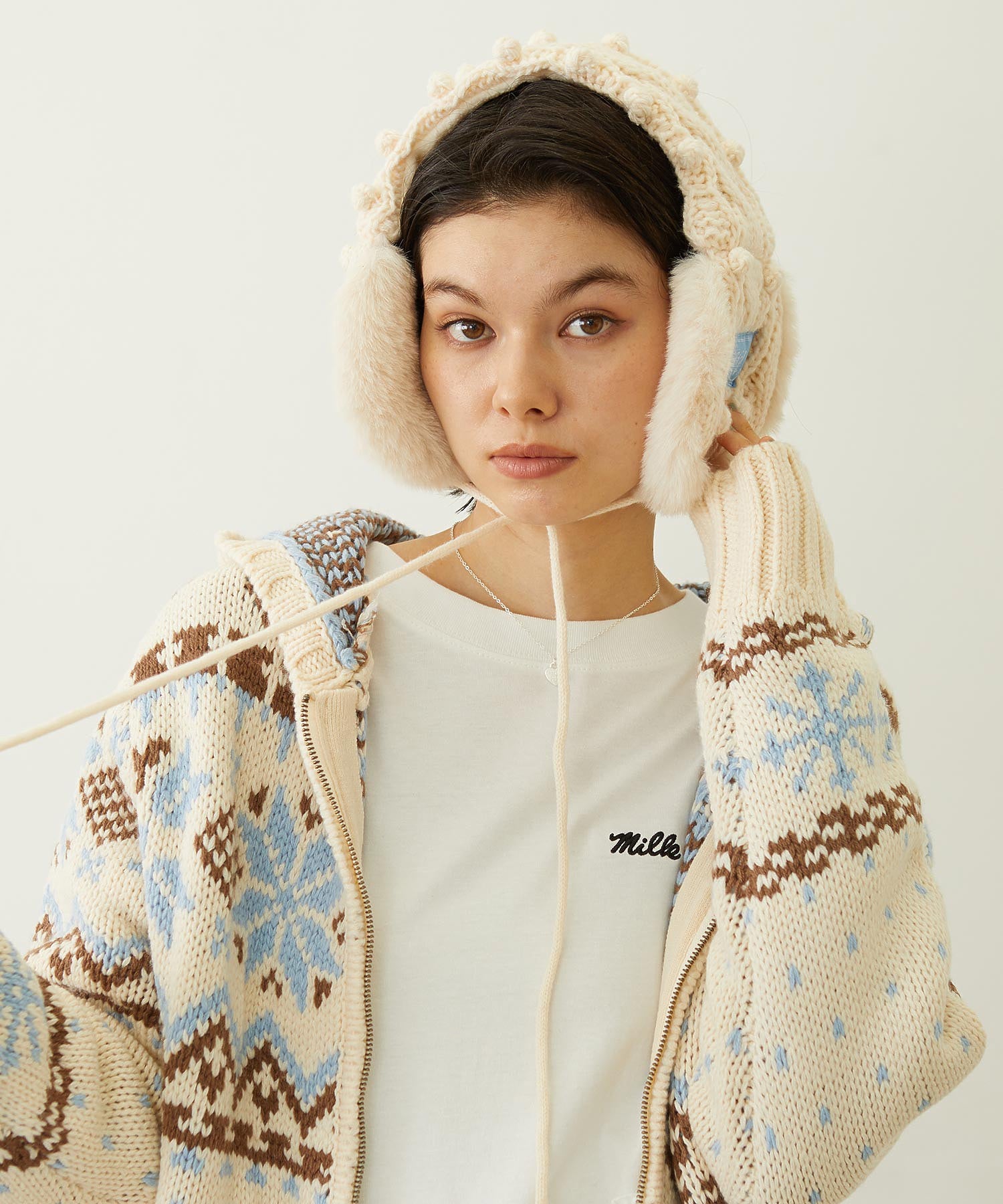 CABLE KNIT EARMUFFS