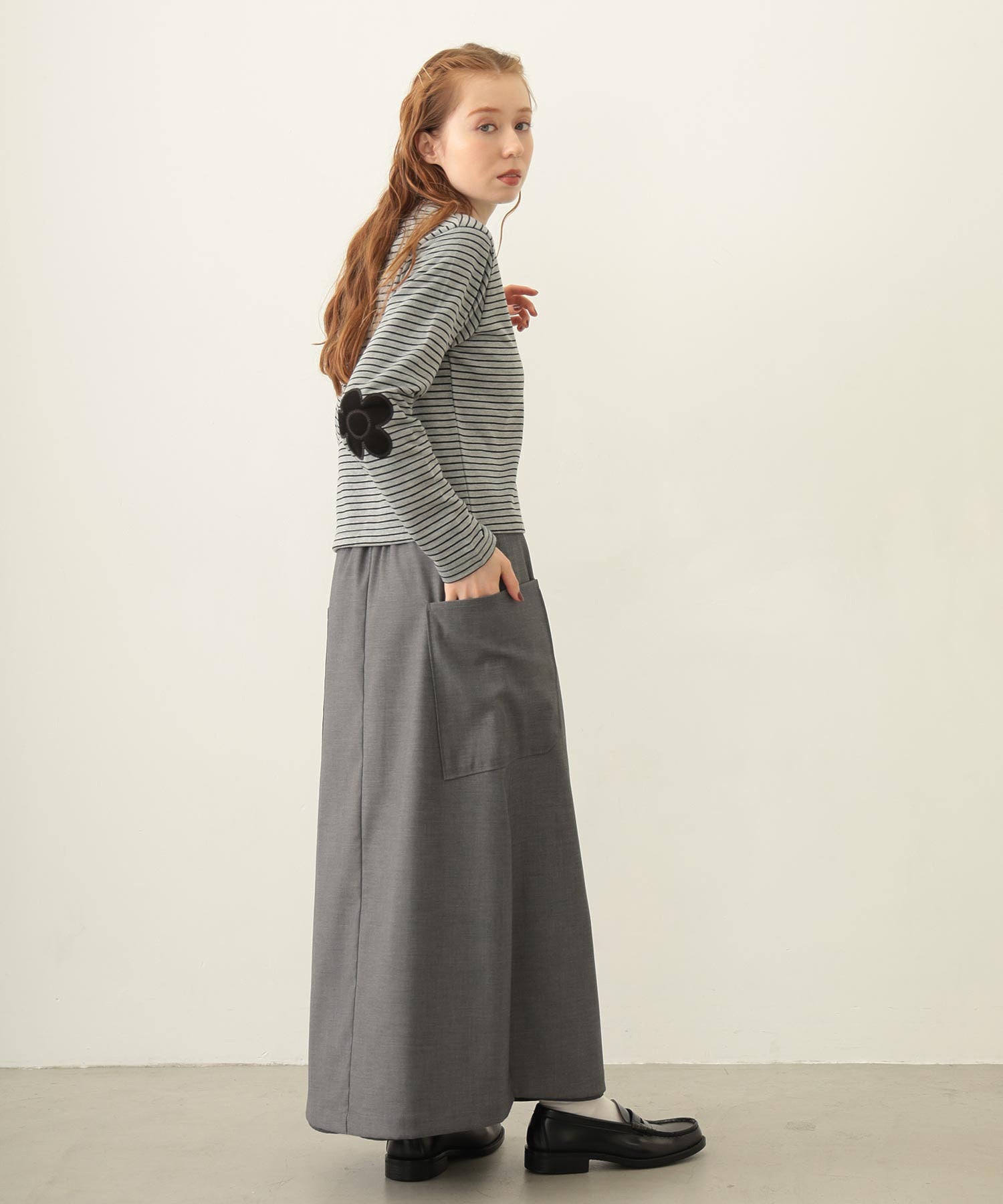 FLOWER ELBOW CARDIGAN