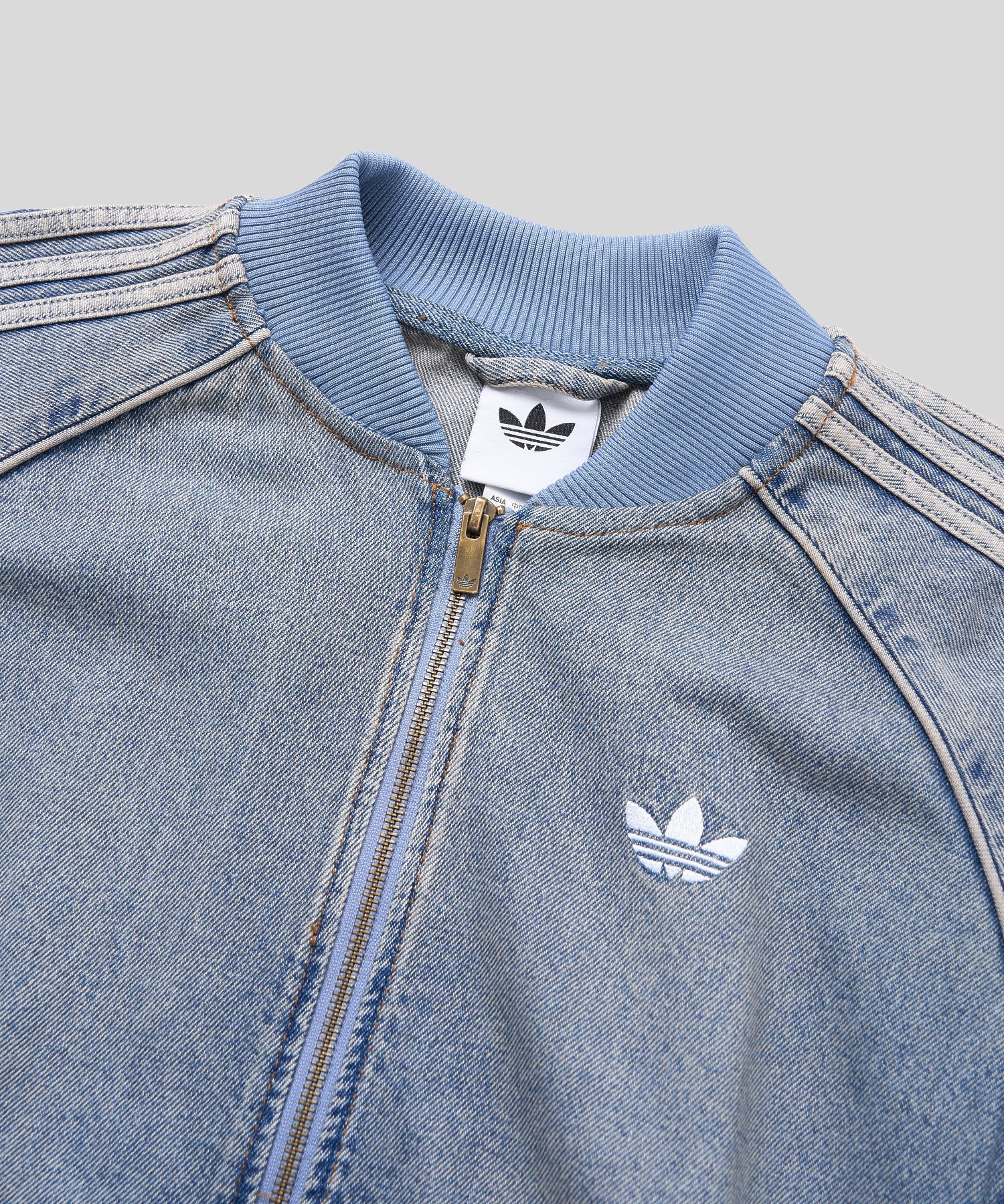 adidas/アディダス/SST ADICOLOR DENIM TRACKTOP LIGHT WASH SB208